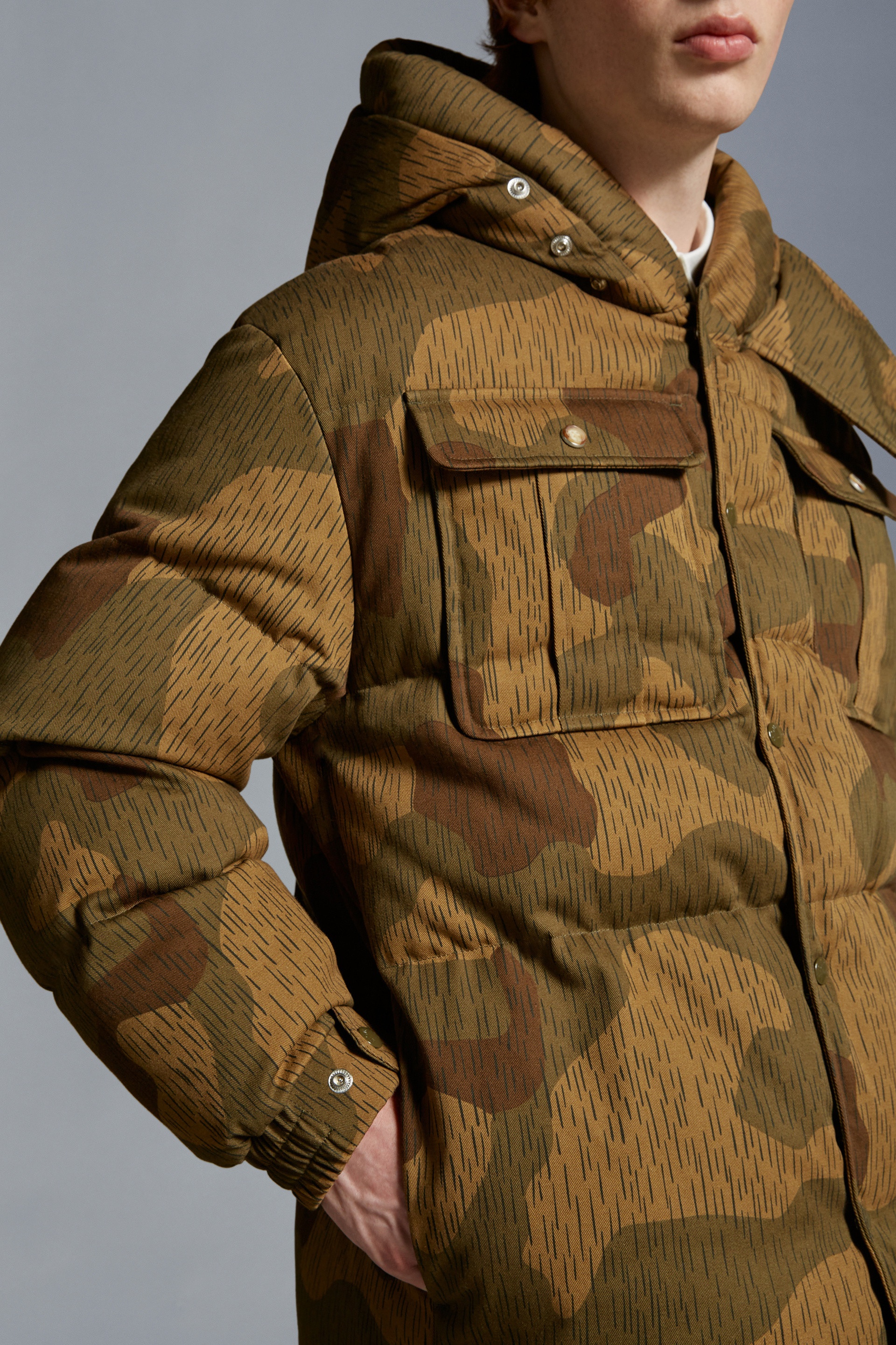 Moncler Mandelbrot Short Down Jacket | REVERSIBLE