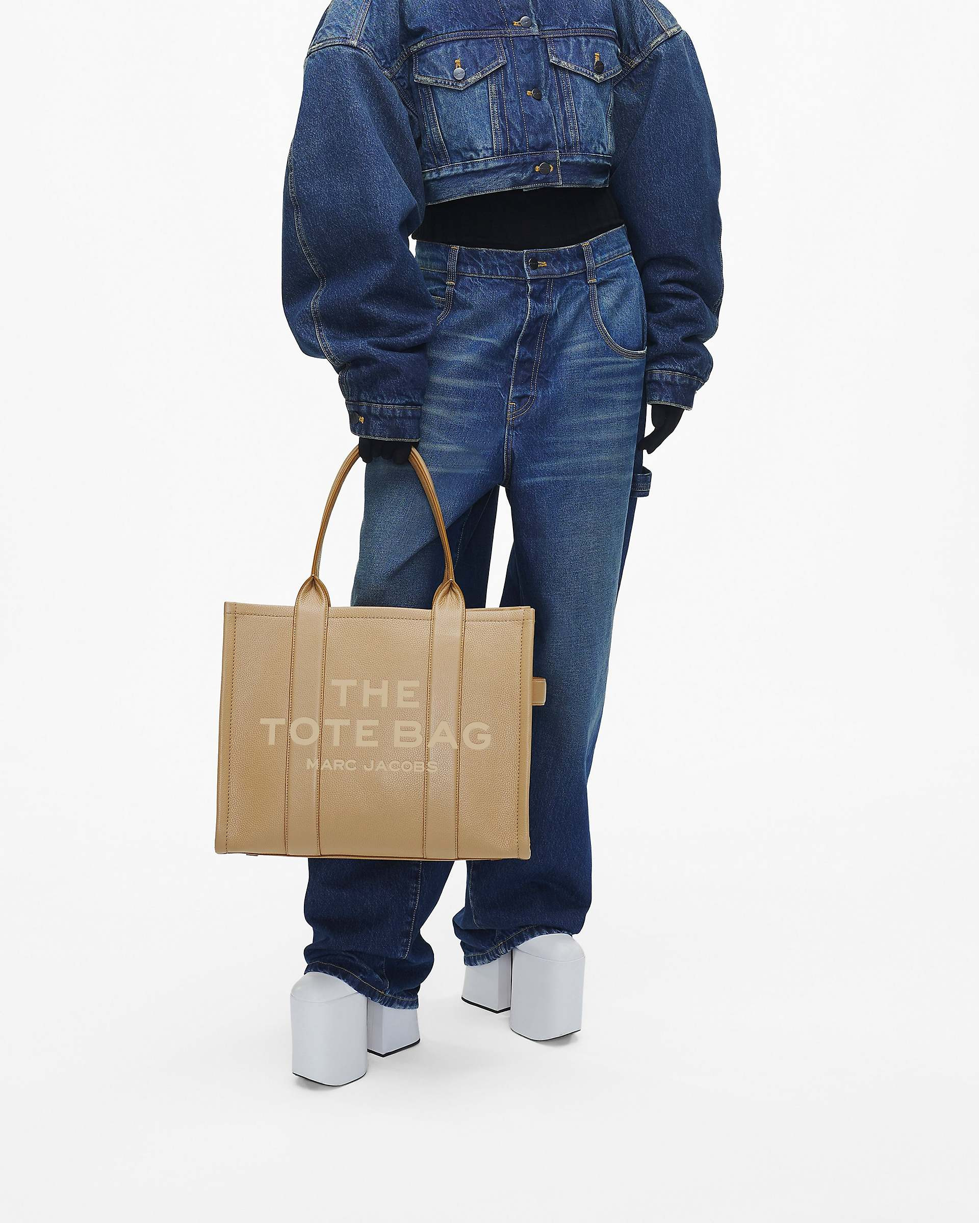 THE LEATHER LARGE TOTE BAG - 8