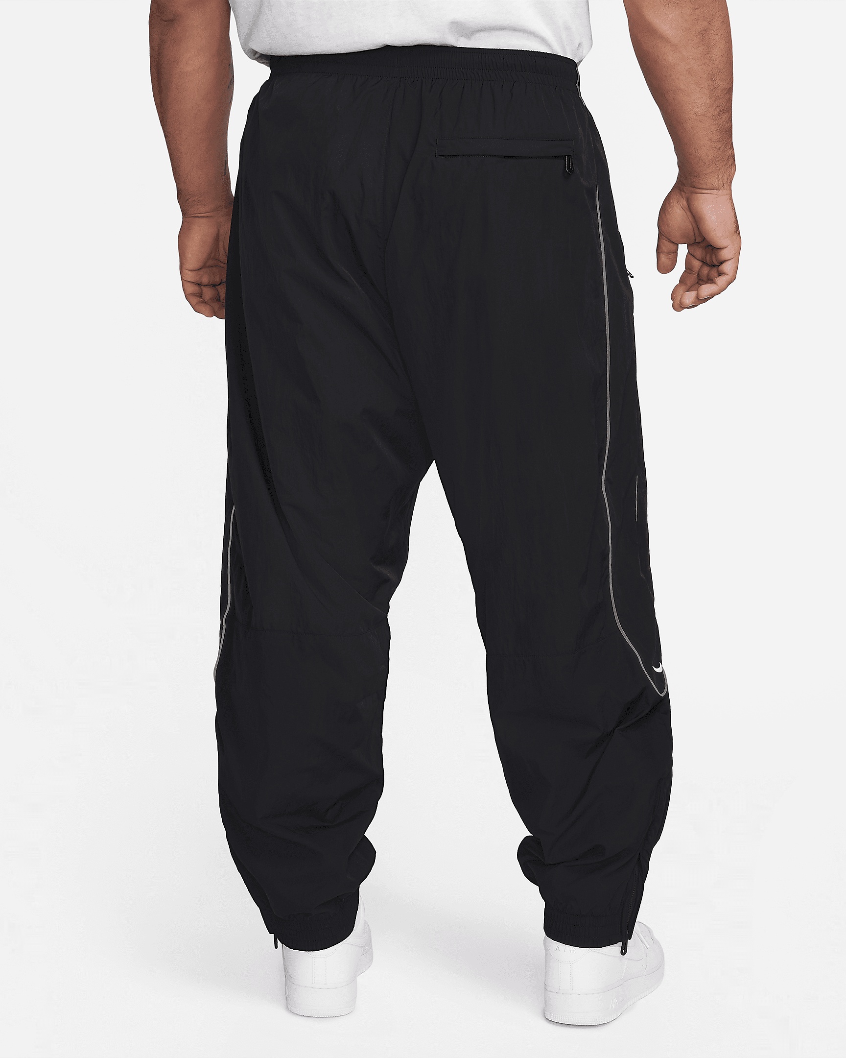 Nike Solo Swoosh Men's Track Pants - 10