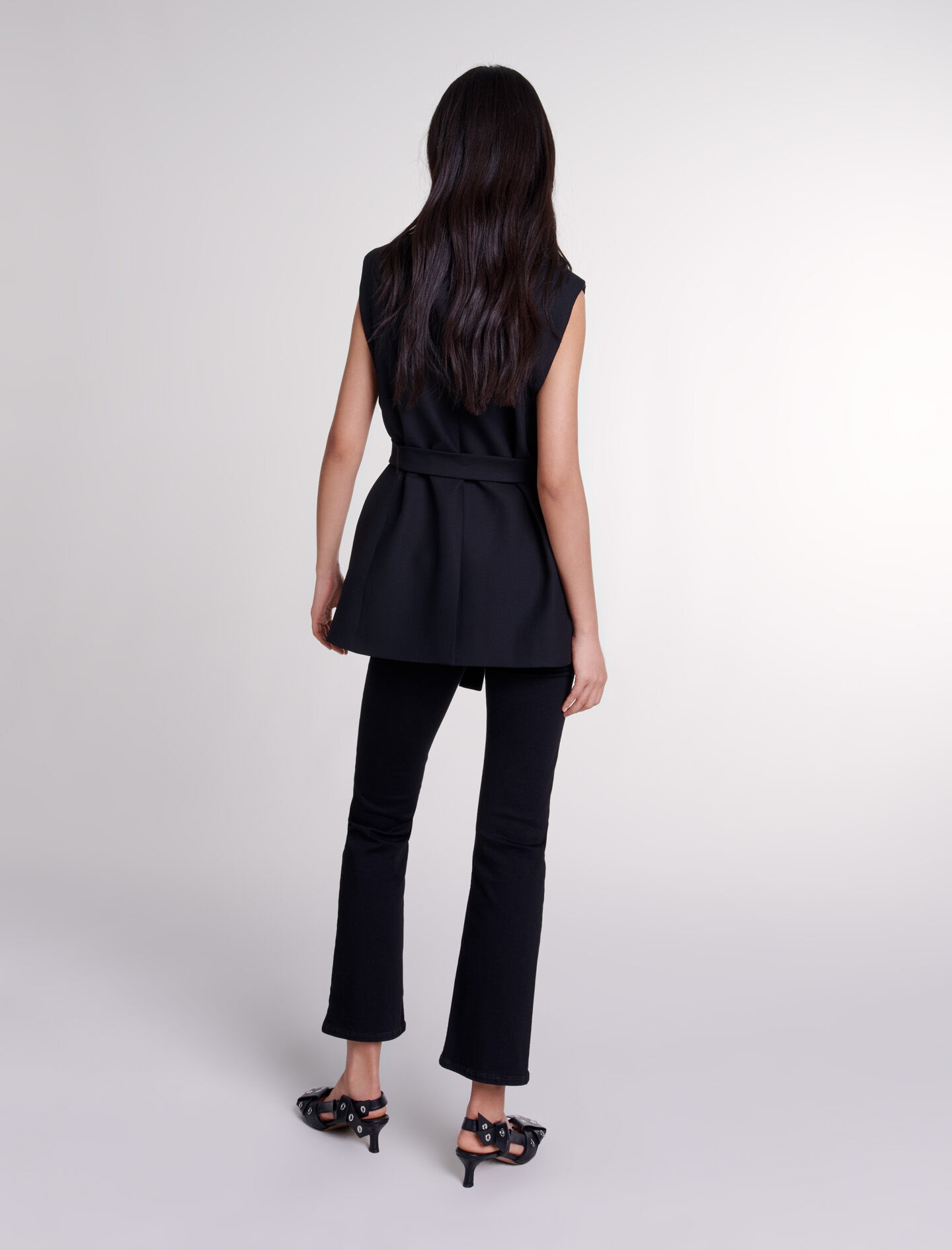 Sleeveless suit jacket - 4