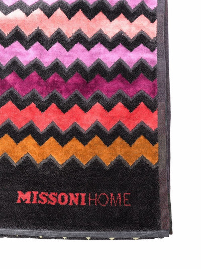 Missoni zigzag logo-knit cotton towel outlook