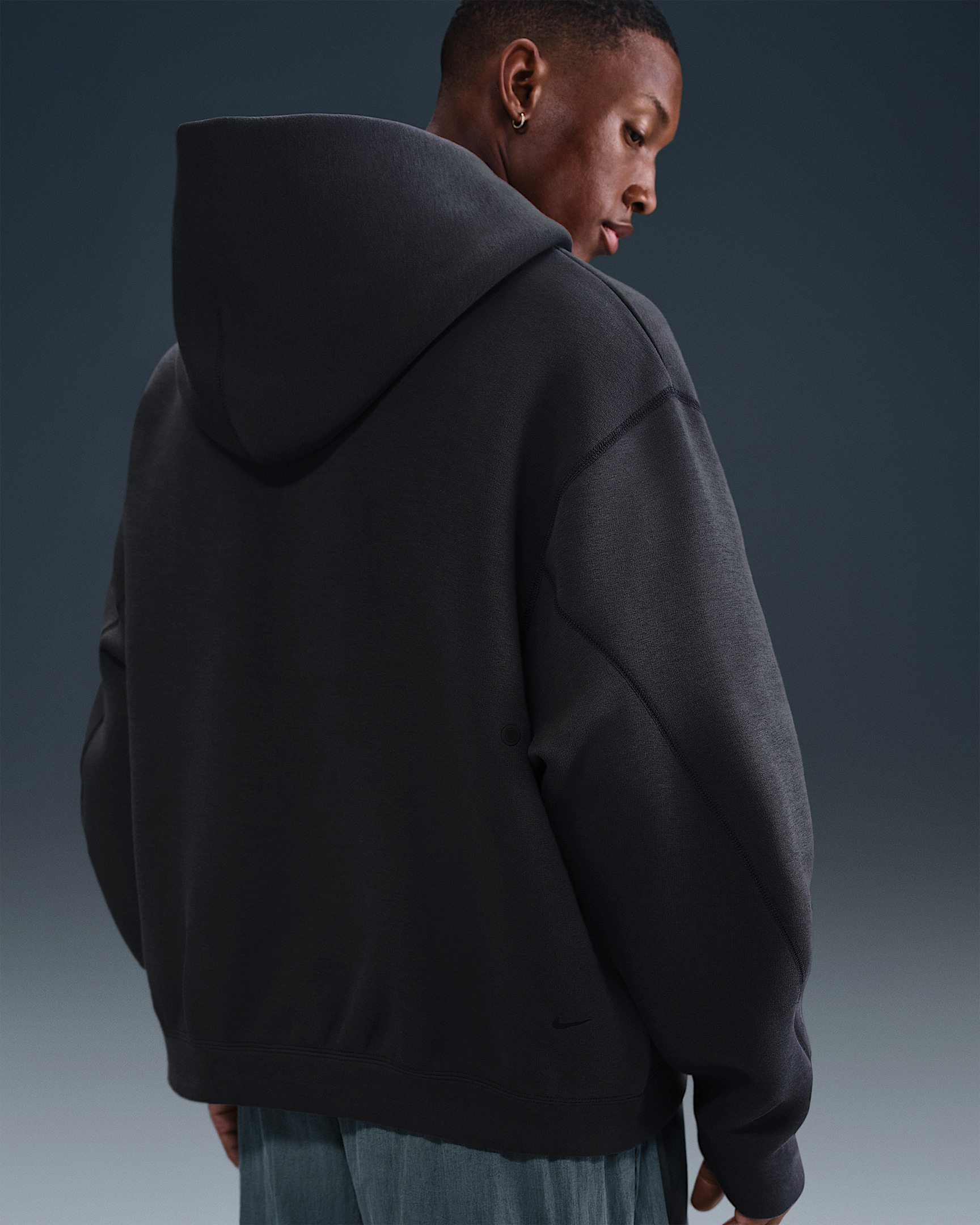 Nike Tech Men's Fleece Oversized Hoodie - 2