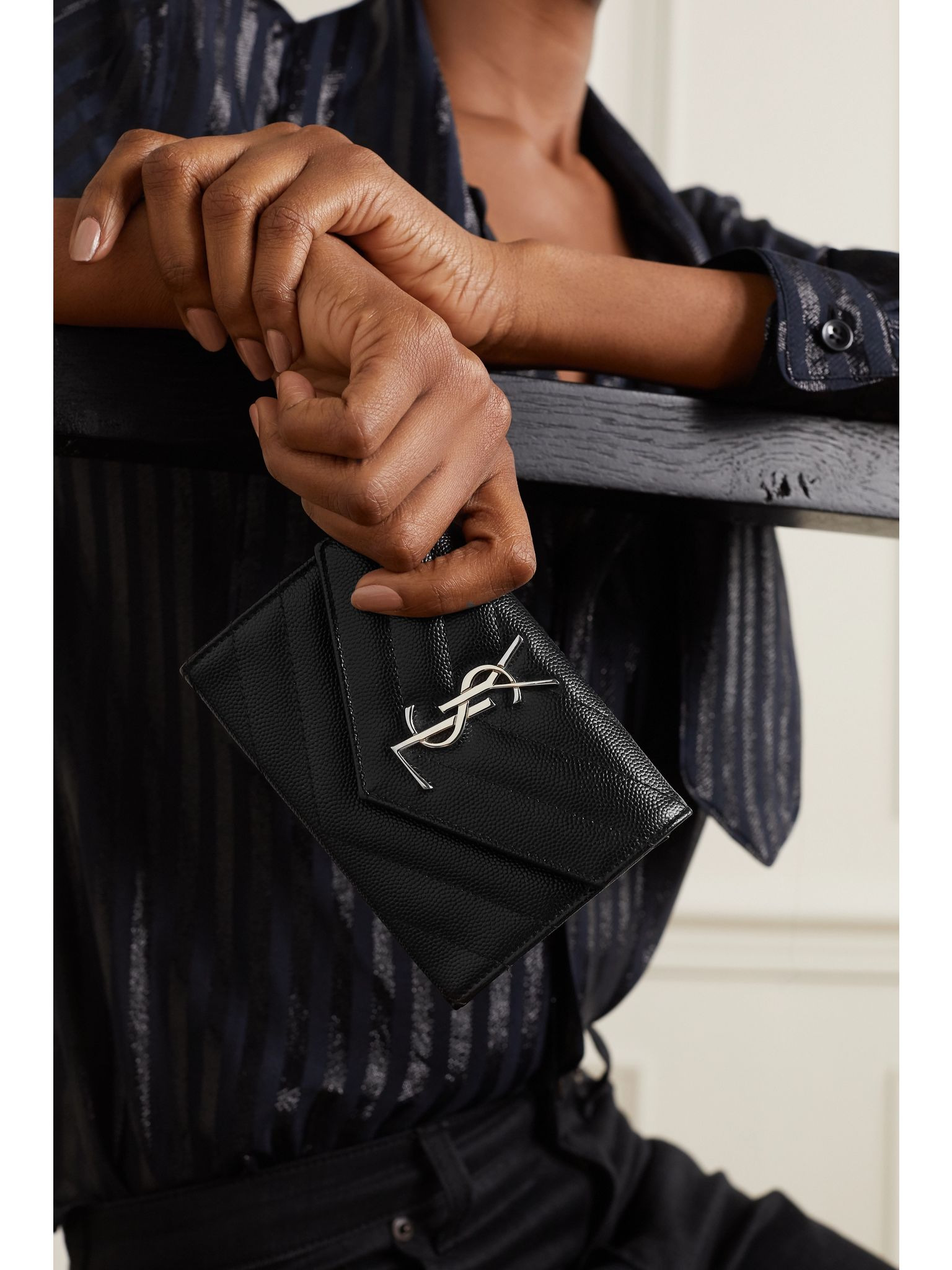 Monogramme Envelope quilted textured-leather wallet Black - 2