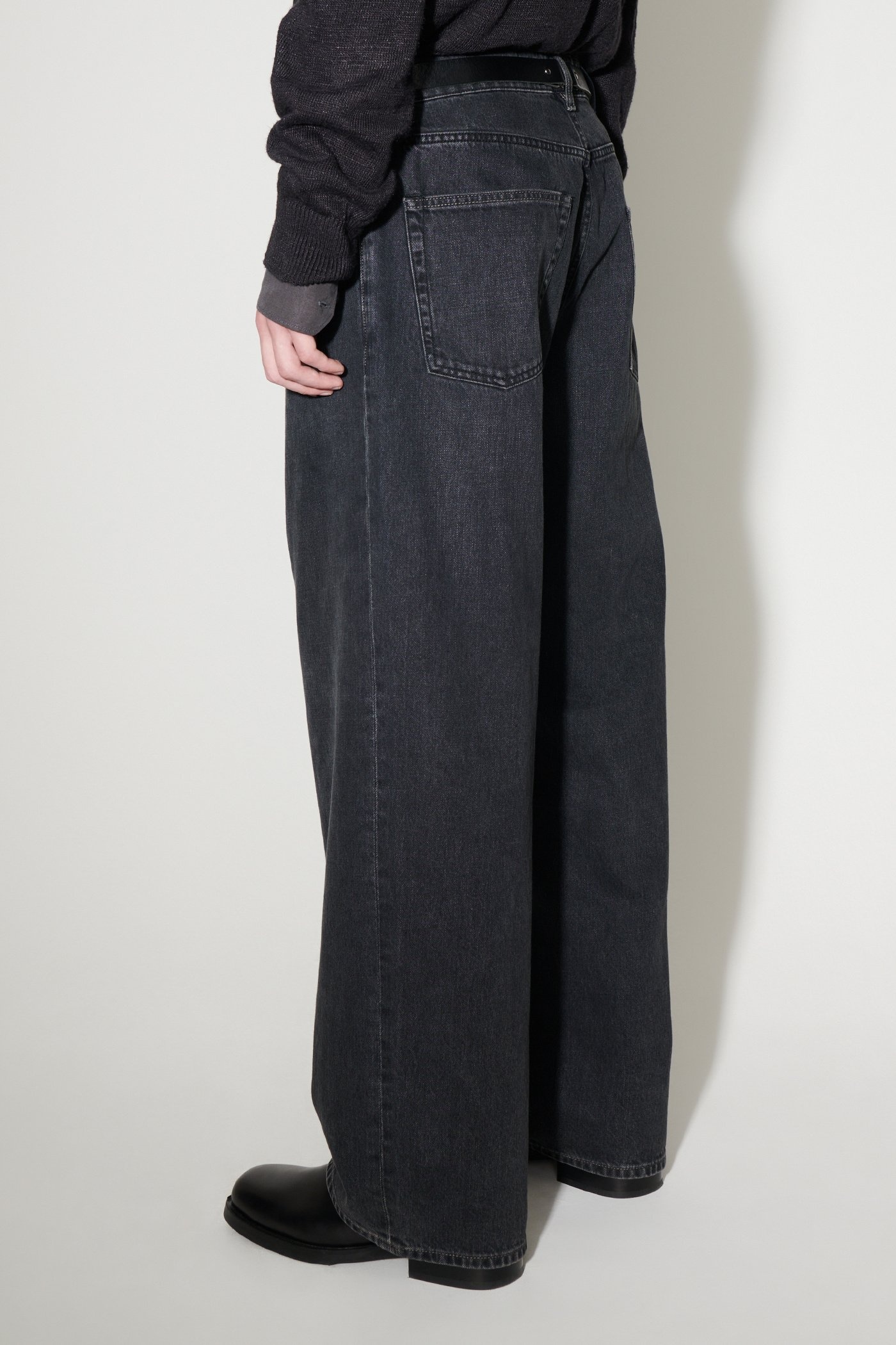 Vast Cut Washed Black Denim - 3