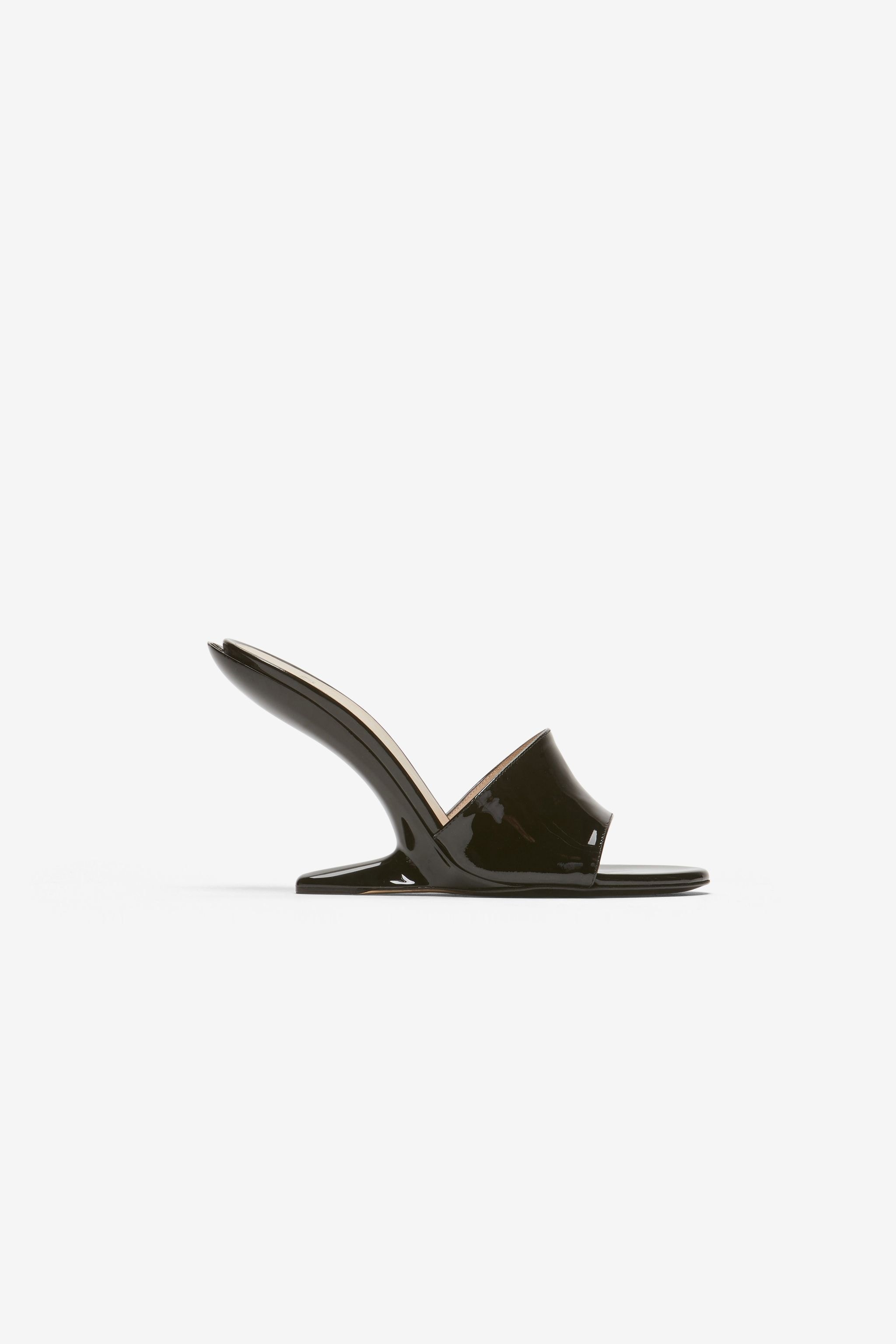 PATENT-LEATHER MULES - 1