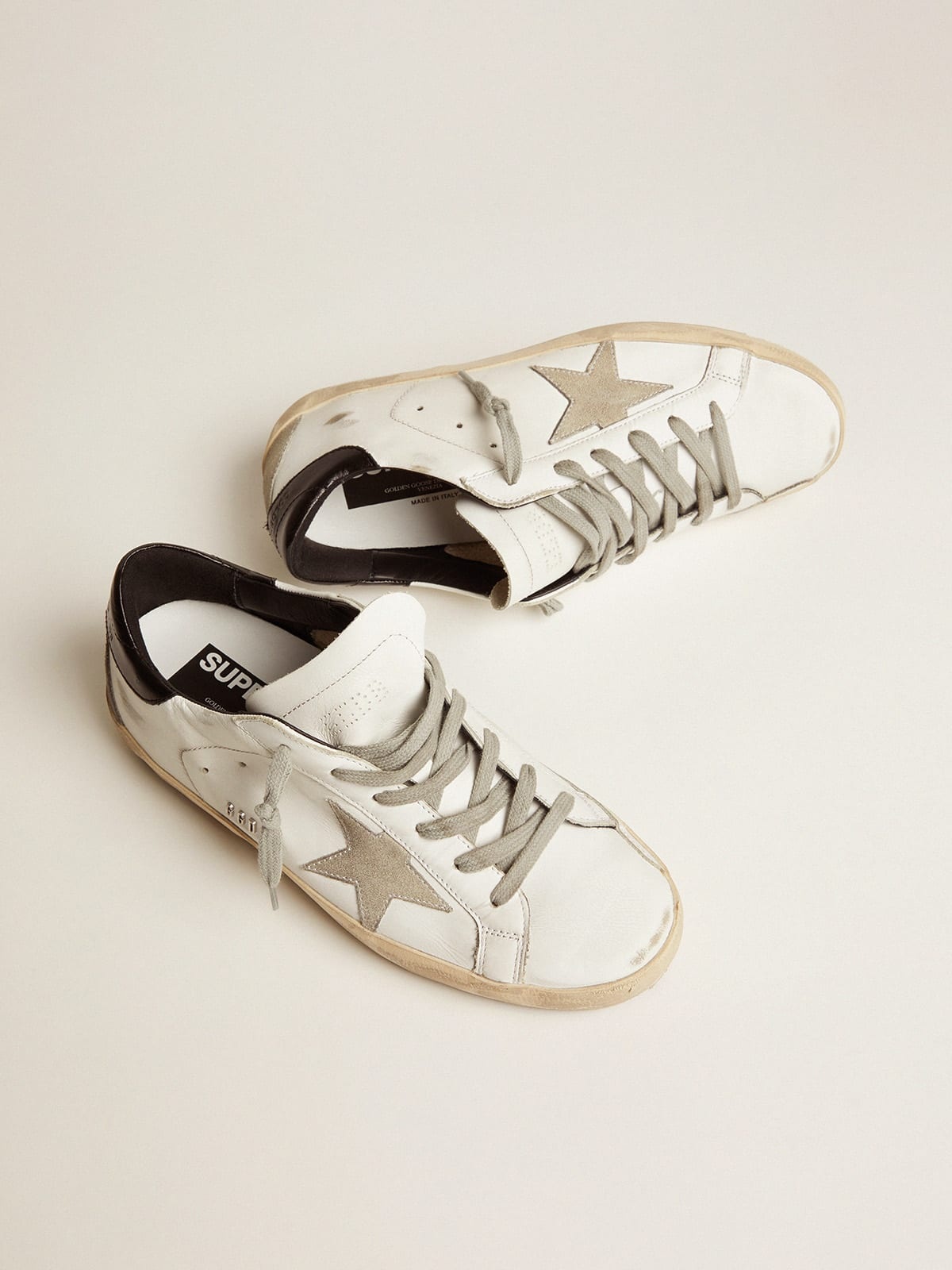 Women’s Super-Star sneakers with black heel tab and metal stud lettering - 2
