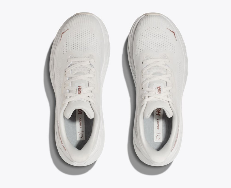 HOKA Women's Arahi 7 outlook