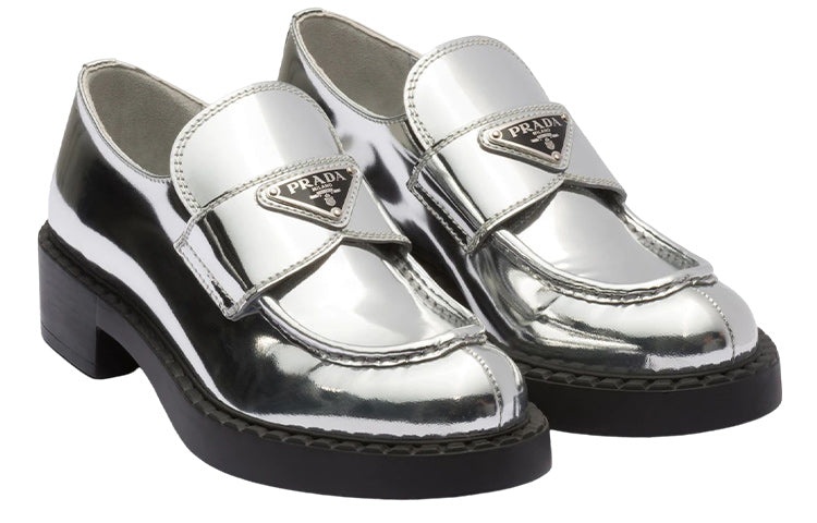 (WMNS) PRADA Metallic Leather Loafers 'Silver' 1D246M_3AU1_F0118_F_B050 - 2