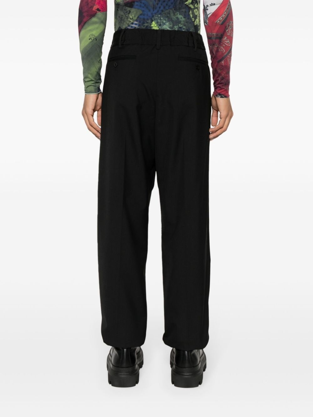engraved-logo wide-leg trousers - 5