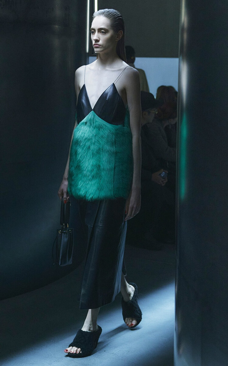 KHAITE Marion Shearling Sandals black outlook