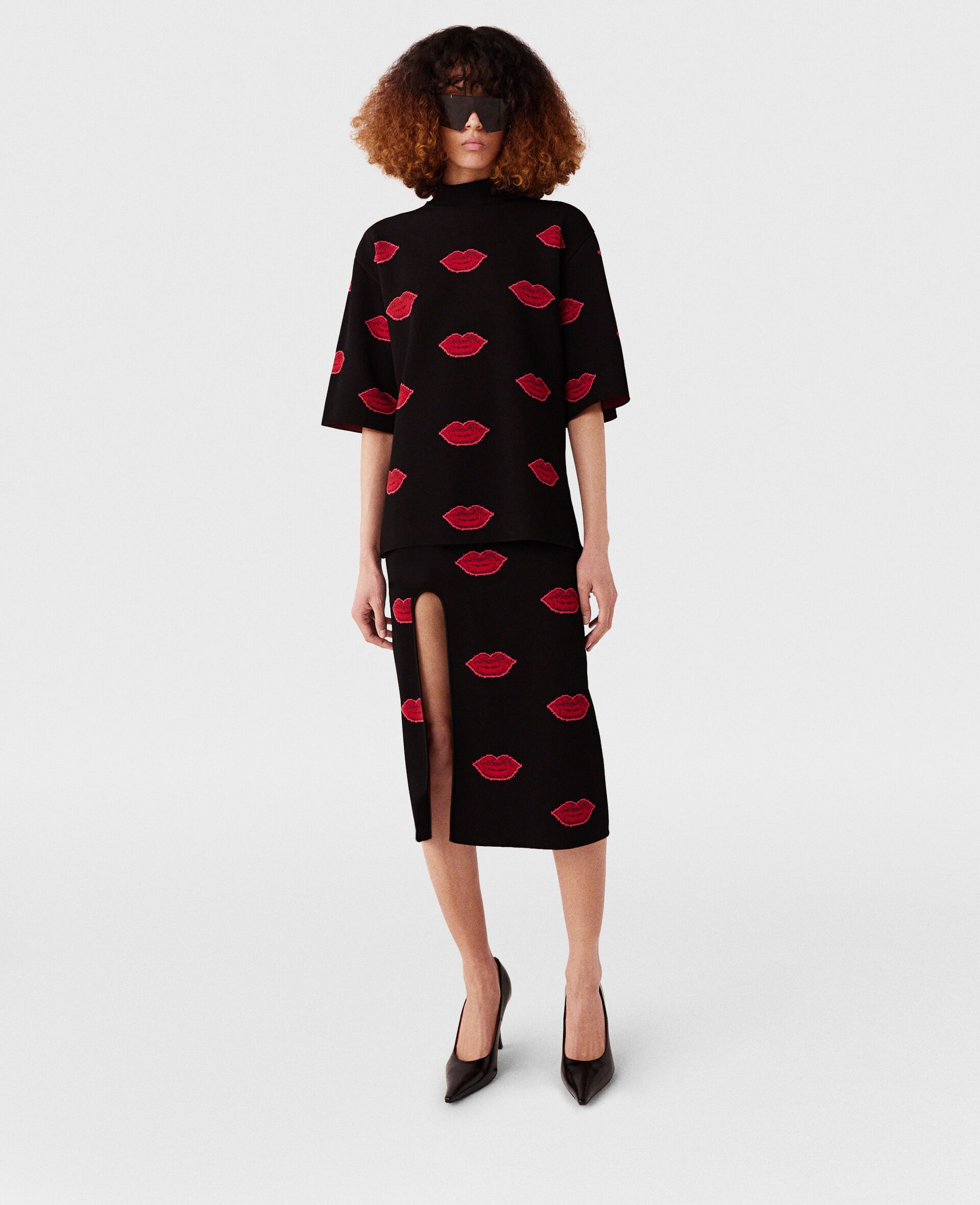 Lips Graphic Knit High-Neck Top - 6
