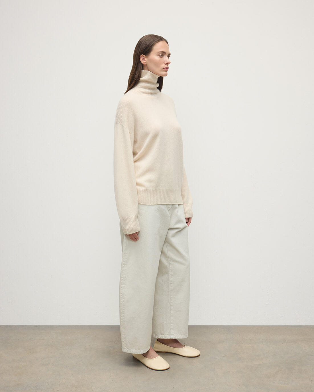 Gauzy Cashmere Cream Roll Neck Jumper - 3