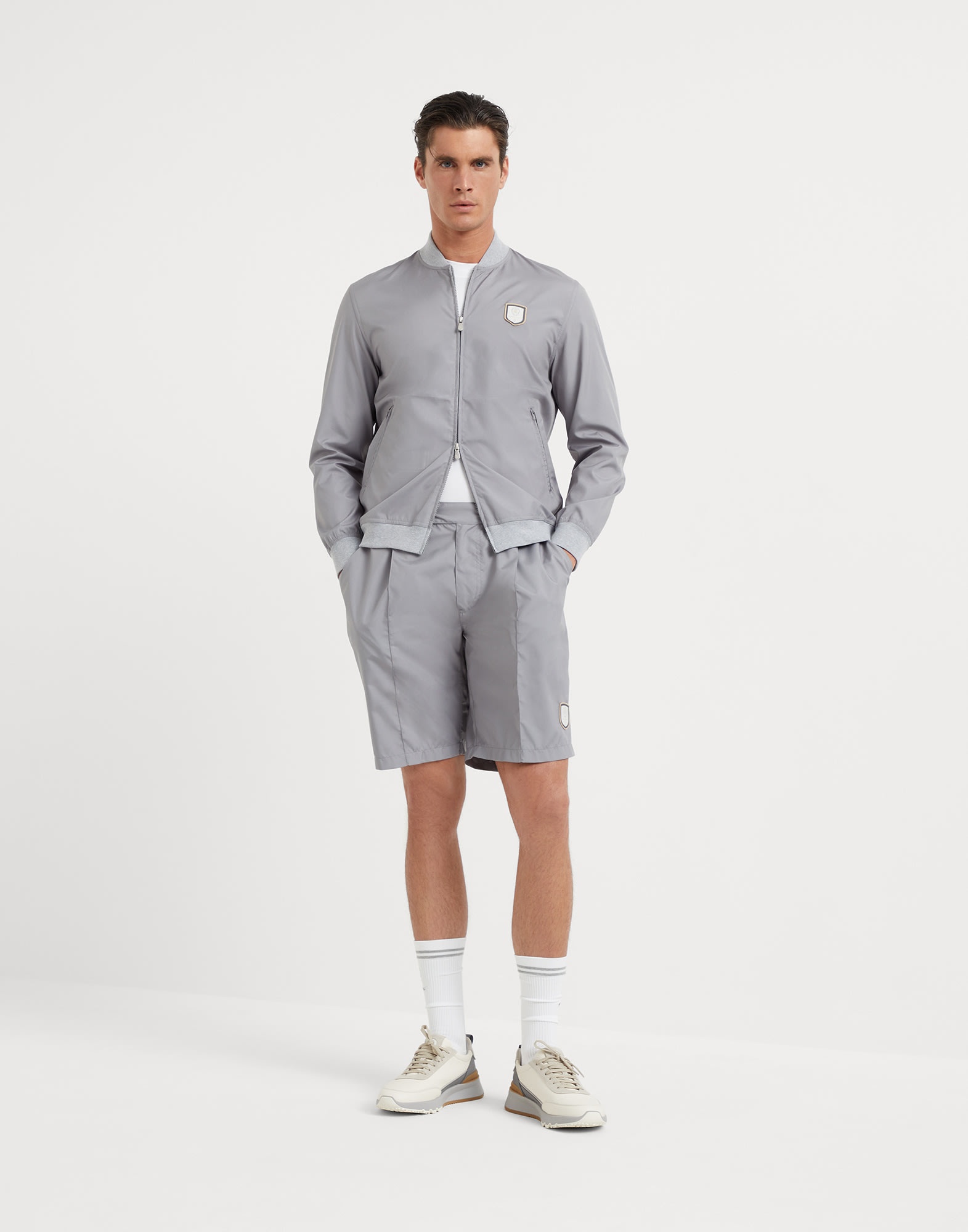 Nylon pleated Bermuda shorts with tabbed waistband and tennis badge - 4