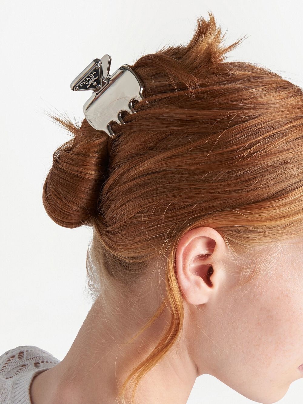 triangle-logo claw hair clip - 3