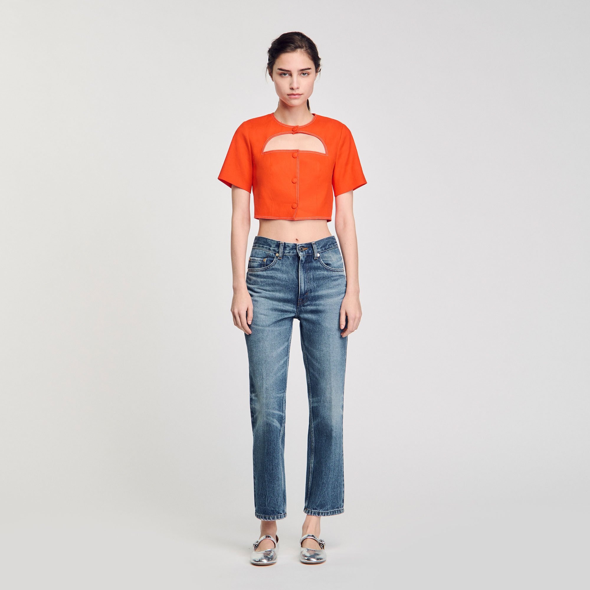 CROP TOP WITH CUTOUT DESIGN - 2