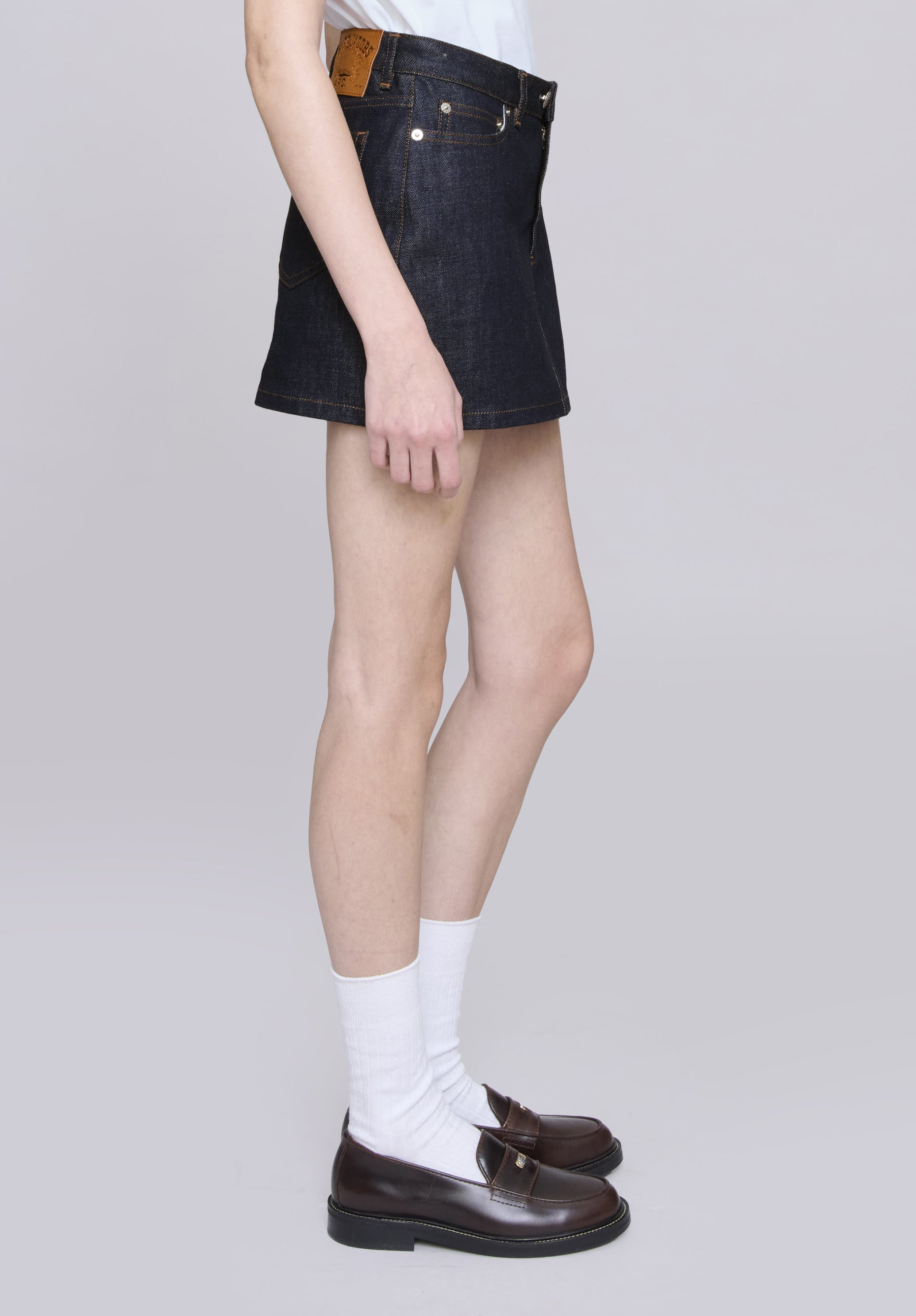 THE MINI SKIRT - 5