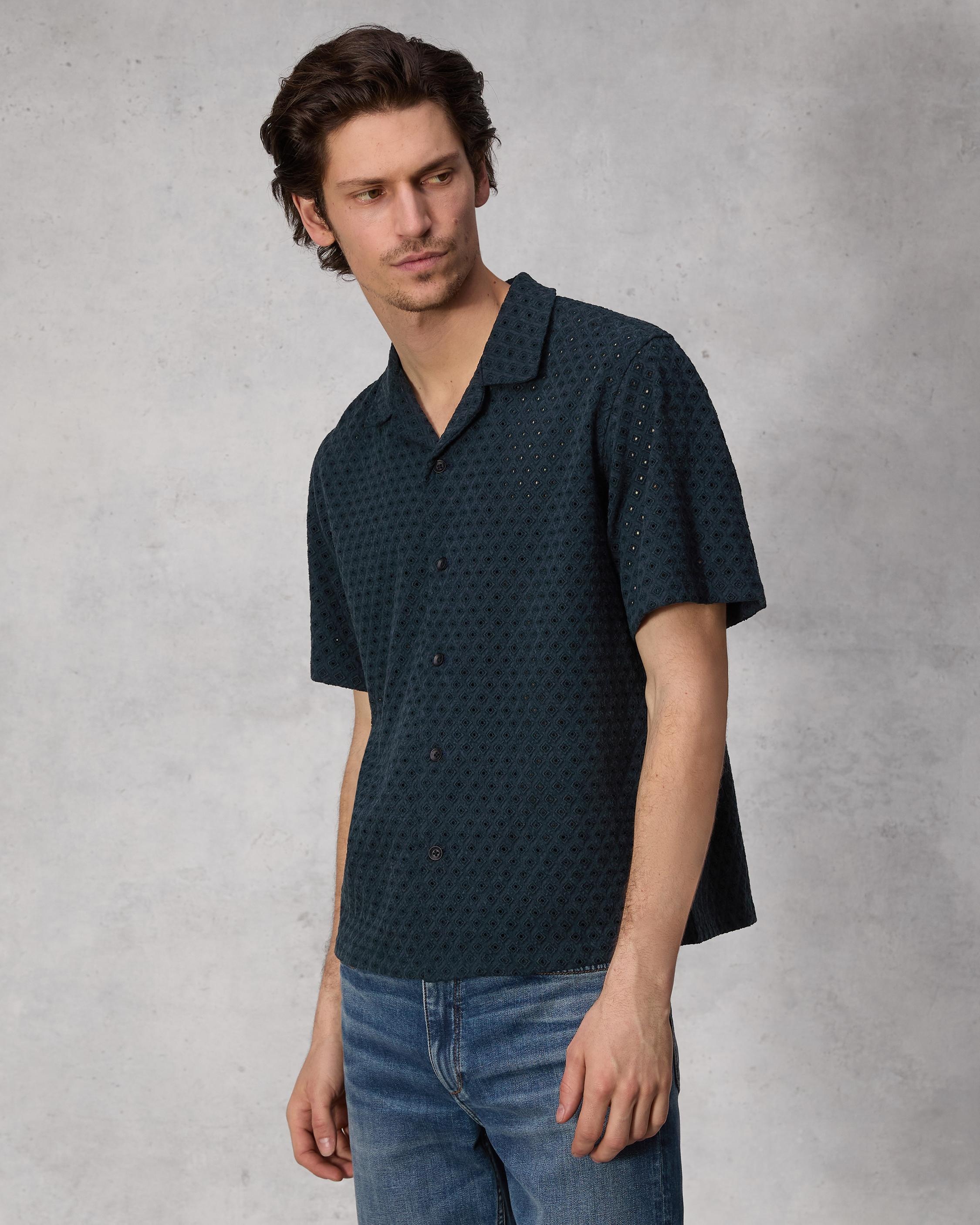 Avery Resort Tencel Shirt
Relaxed Fit Button Down - 2