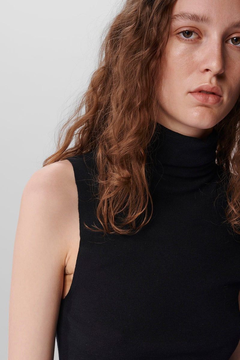 Siska Knitted Sleeveless High Neck Top - 5