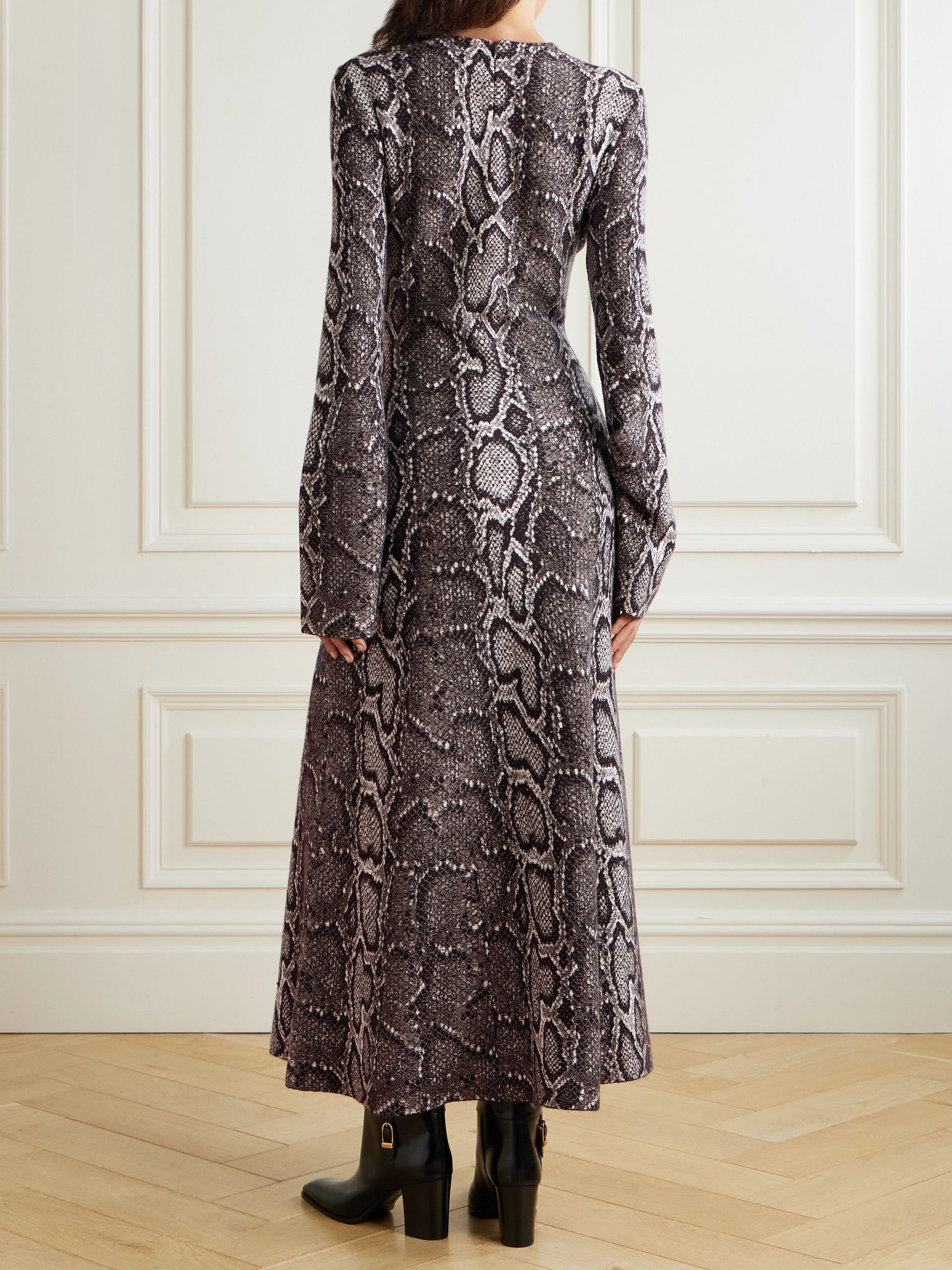 Snake-effect jacquard-knit cashmere and silk blend maxi dress Gray - 3