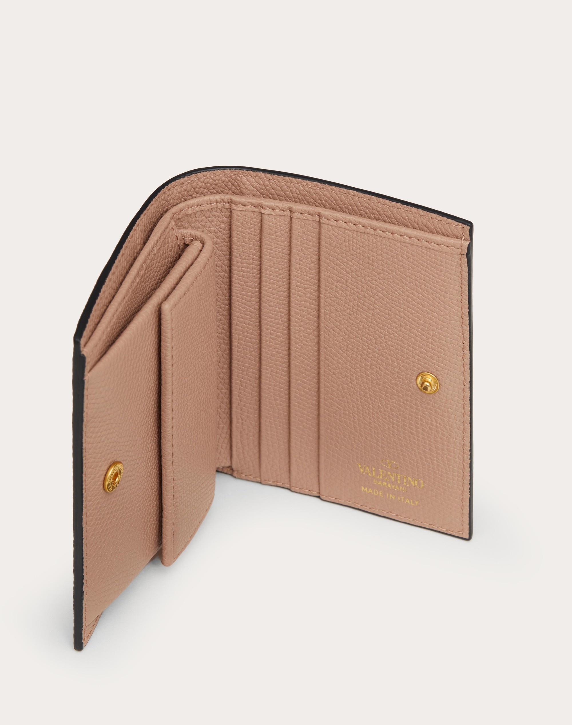 COMPACT VLOGO SIGNATURE GRAINY CALFSKIN WALLET - 5