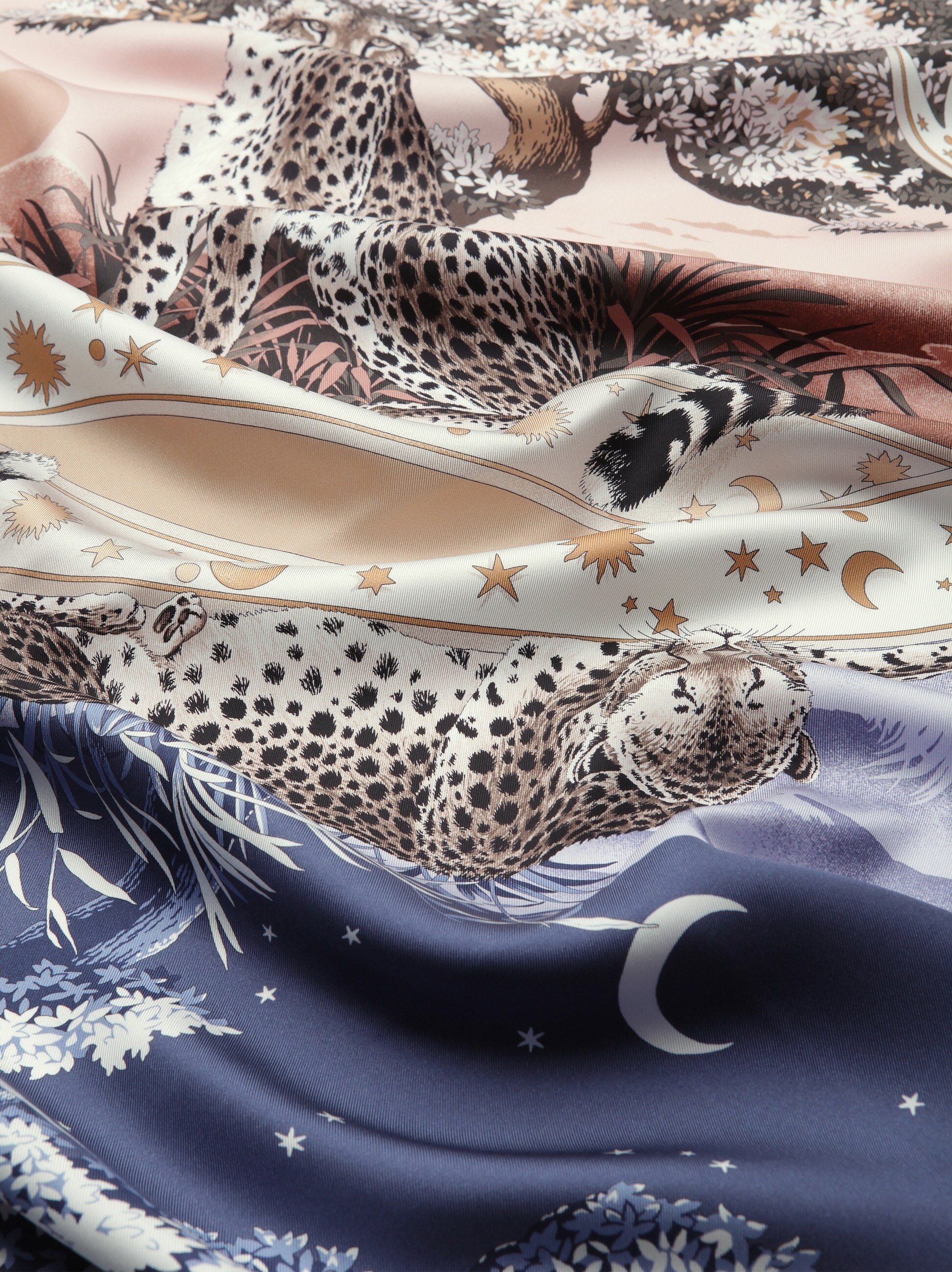 Day & Night print silk foulard - 4