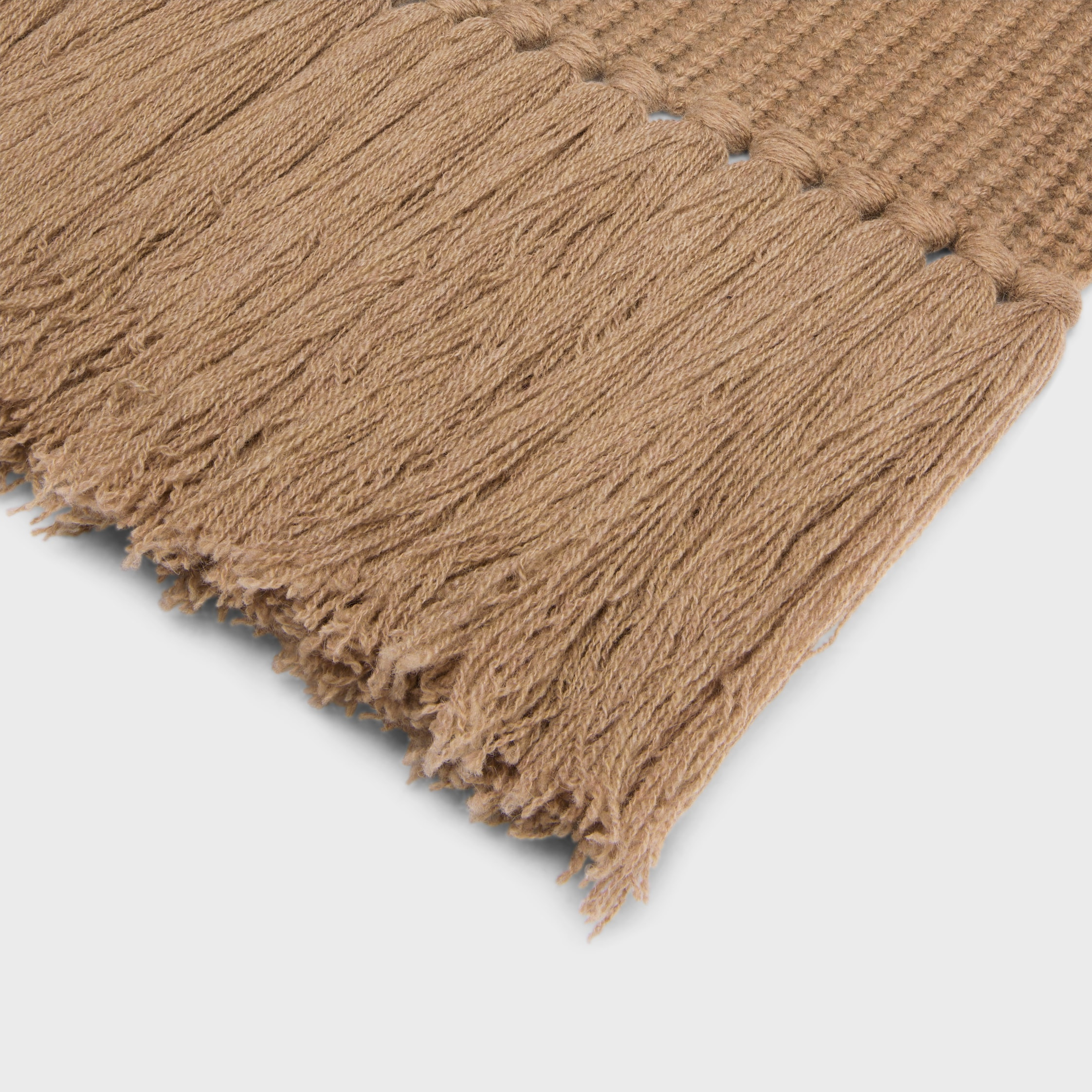 triomphe scarf in seamless cashmere - 2