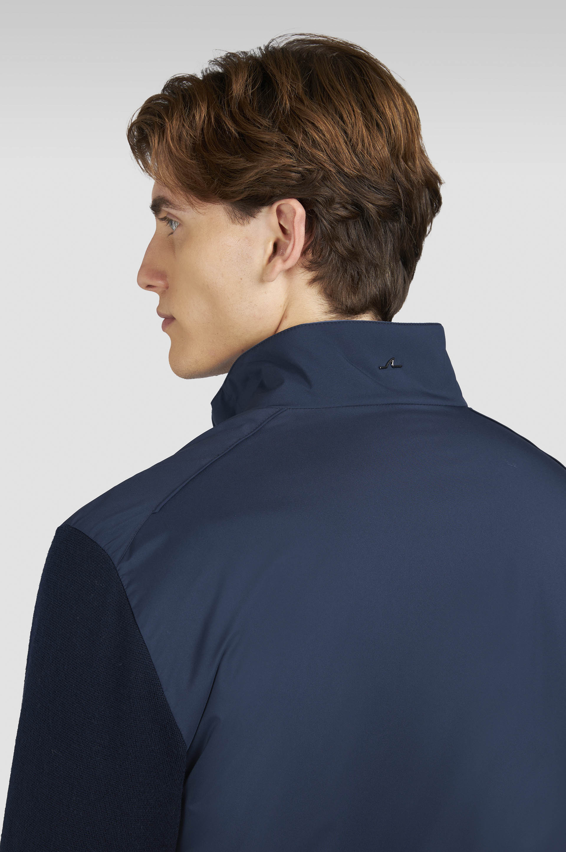 HYBRID ZIP-UP SWEATER IN SOFT COOL TOUCH WOOL AND TYPHOON® PLATINUM - 5