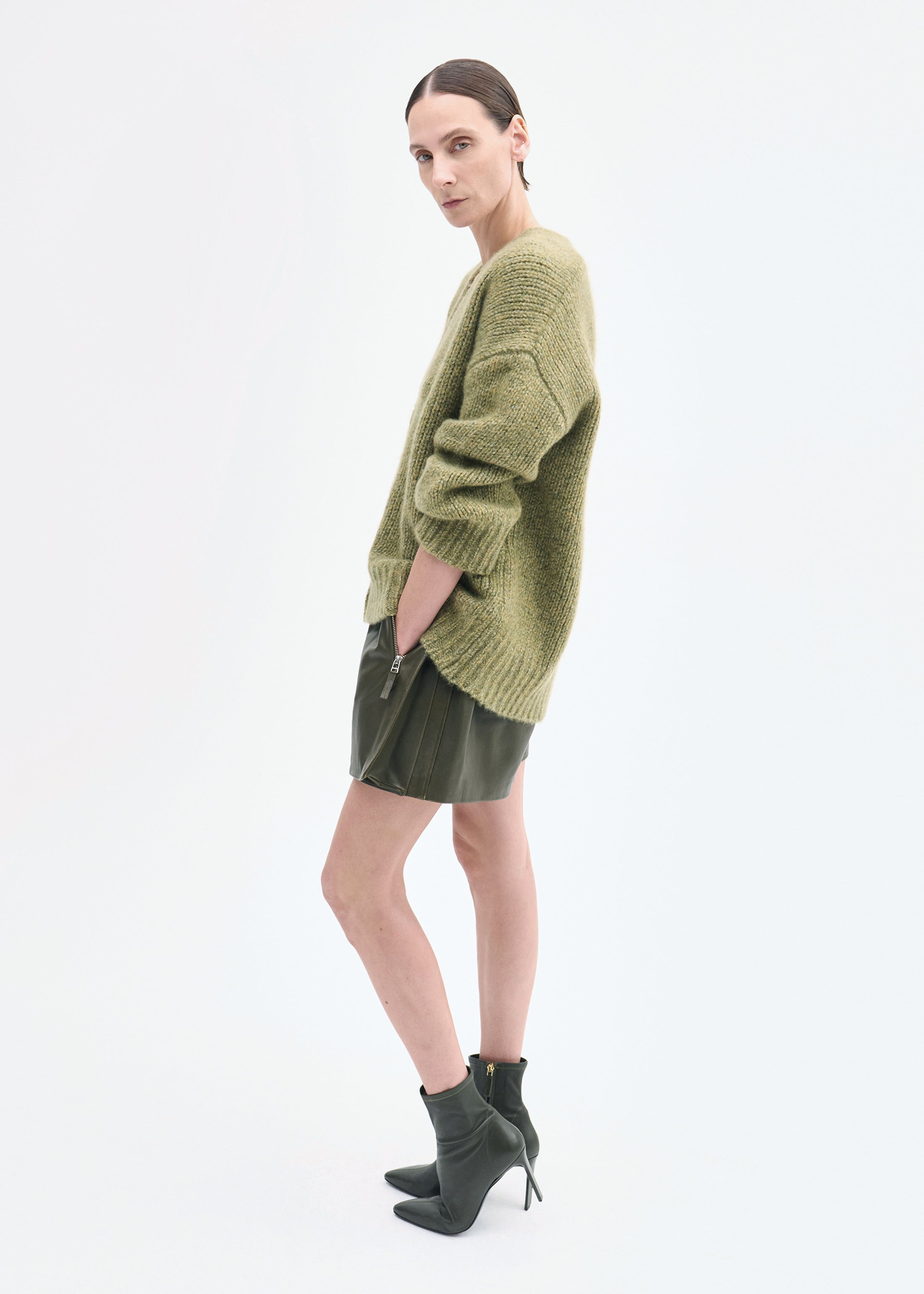 Boyfriend Cardigan in Cashmere - 4