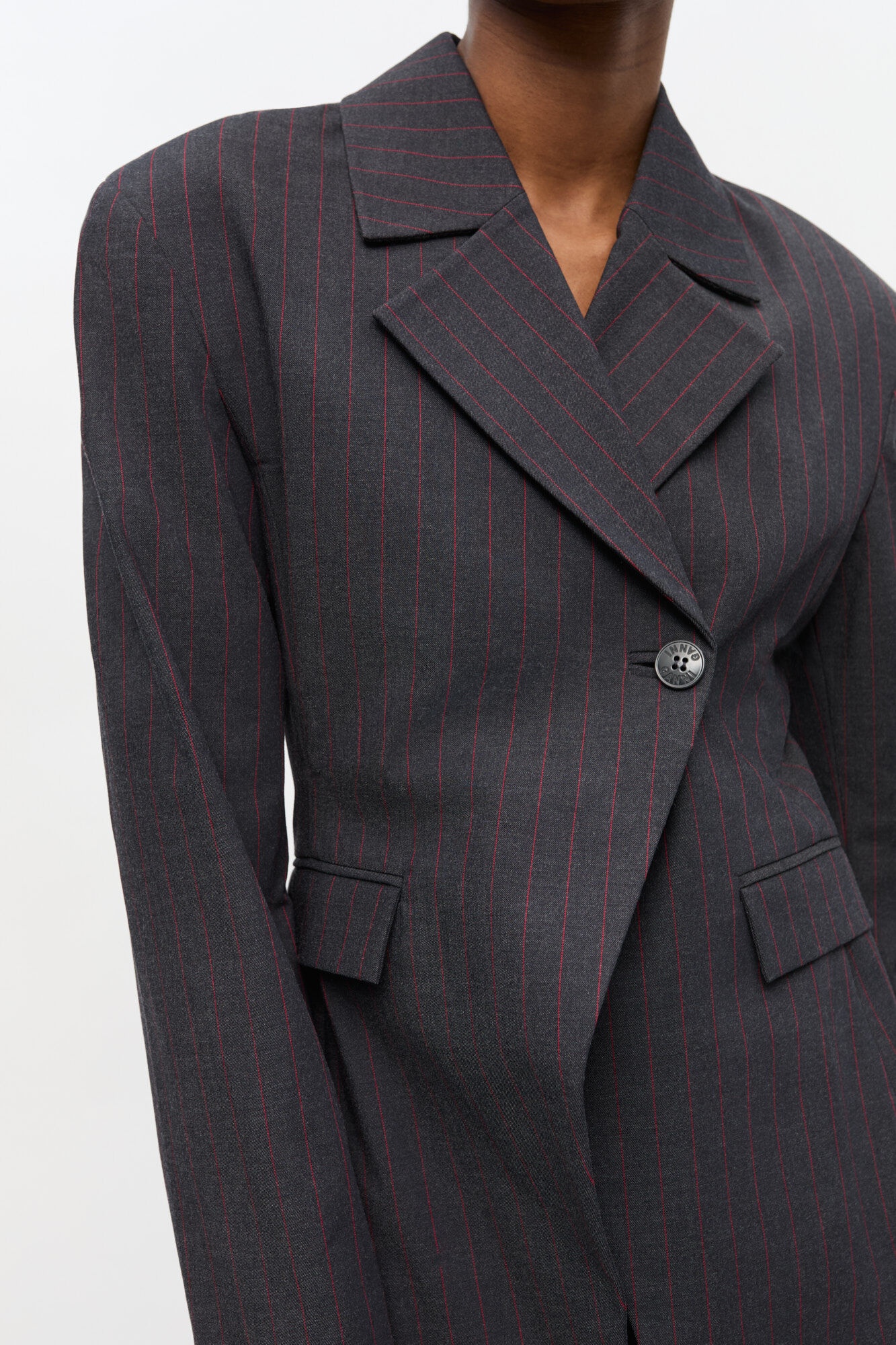 BLACK PINSTRIPE BLAZER - 5