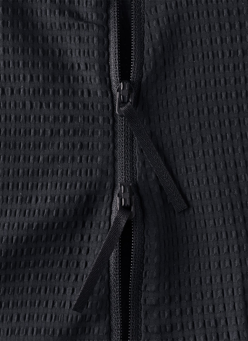 8.0 TECHNICAL JACKET RIGHT (BLACK) 6