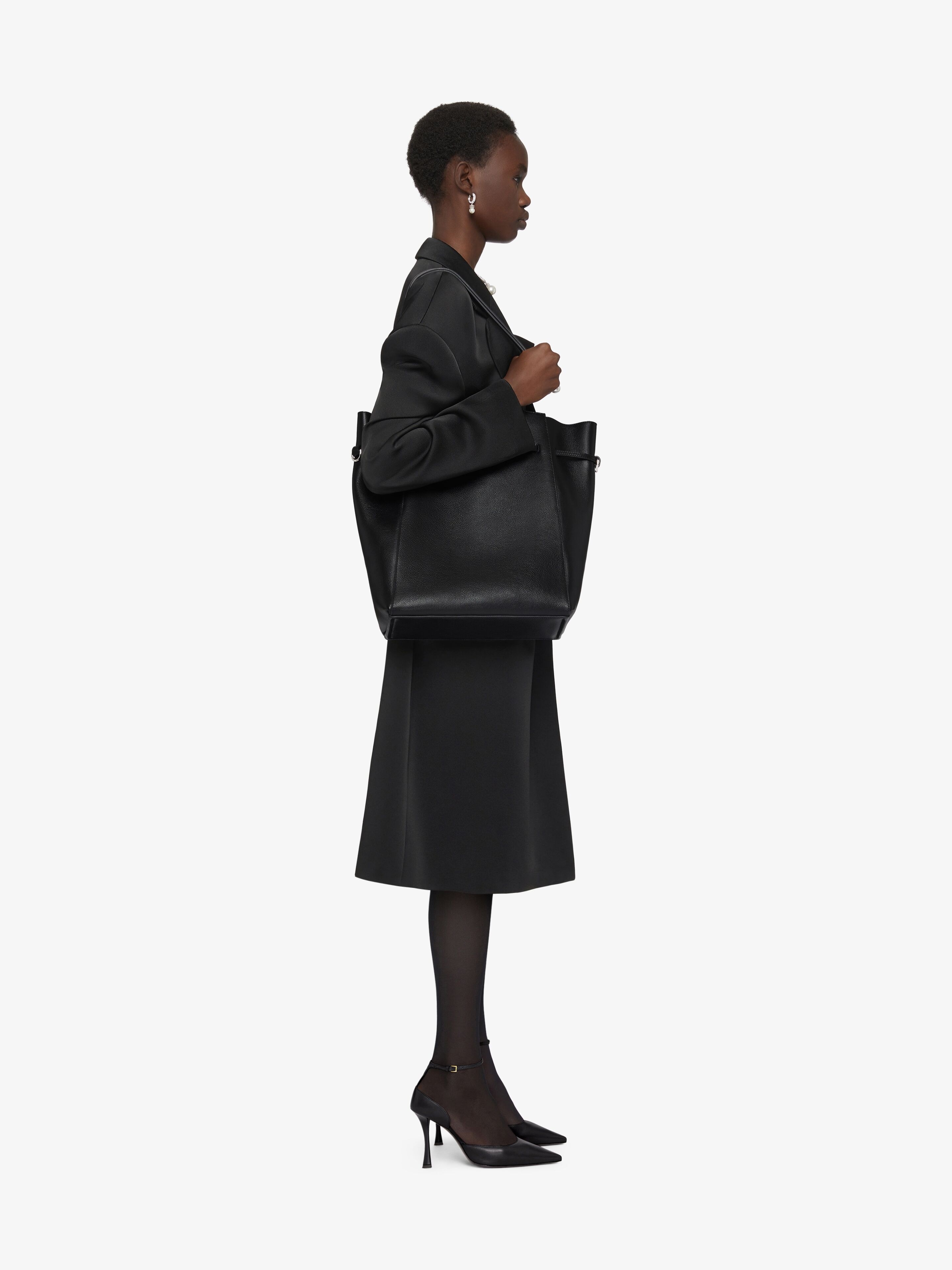 COAT IN CREPE AND SATIN - 3