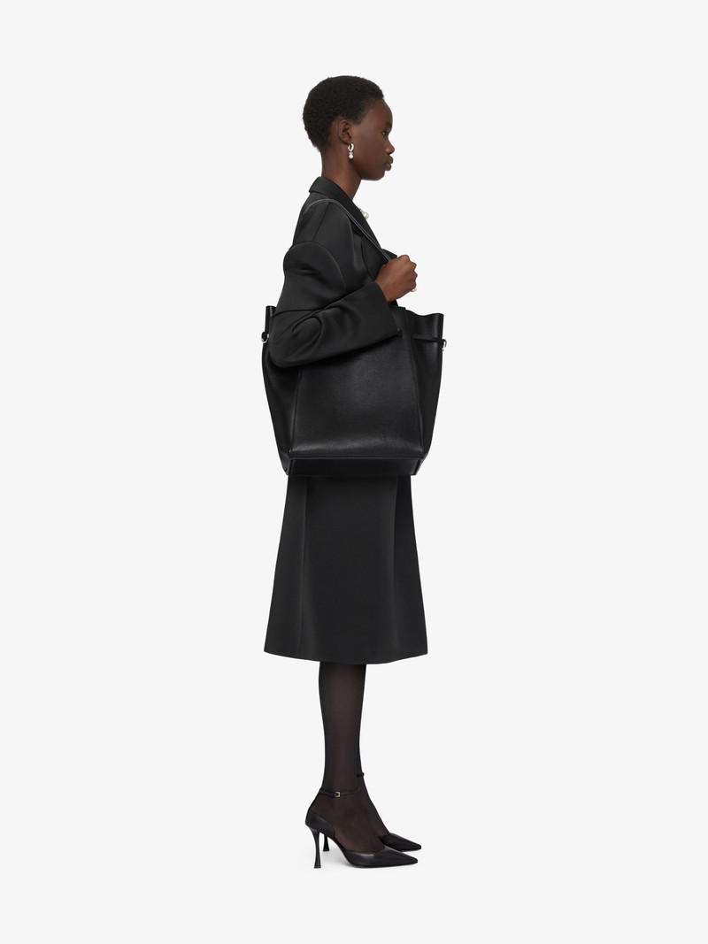 COAT IN CREPE AND SATIN 3