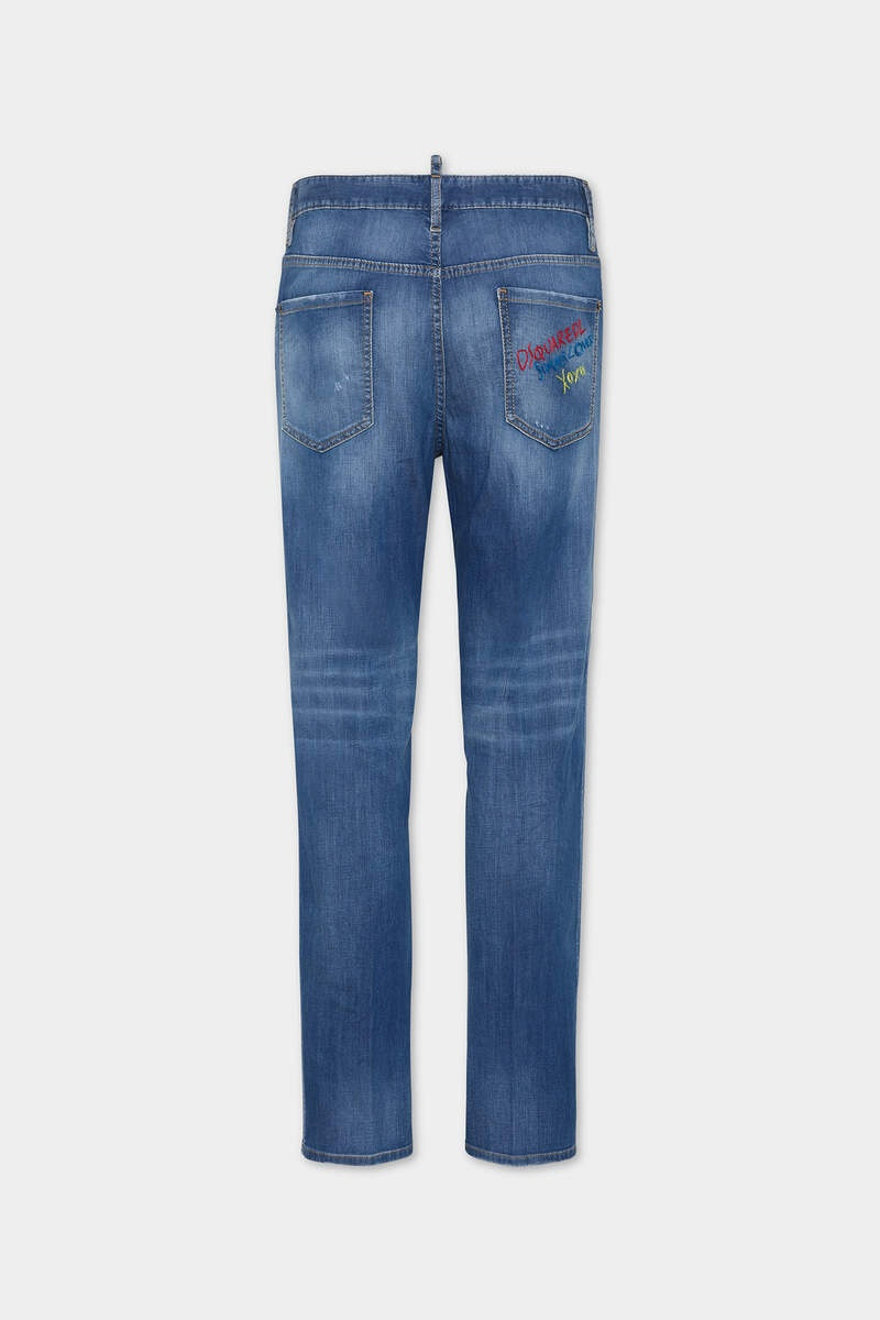 DSQUARED2 SUMMER LOVERS 642 MEDIUM WASH JEAN outlook