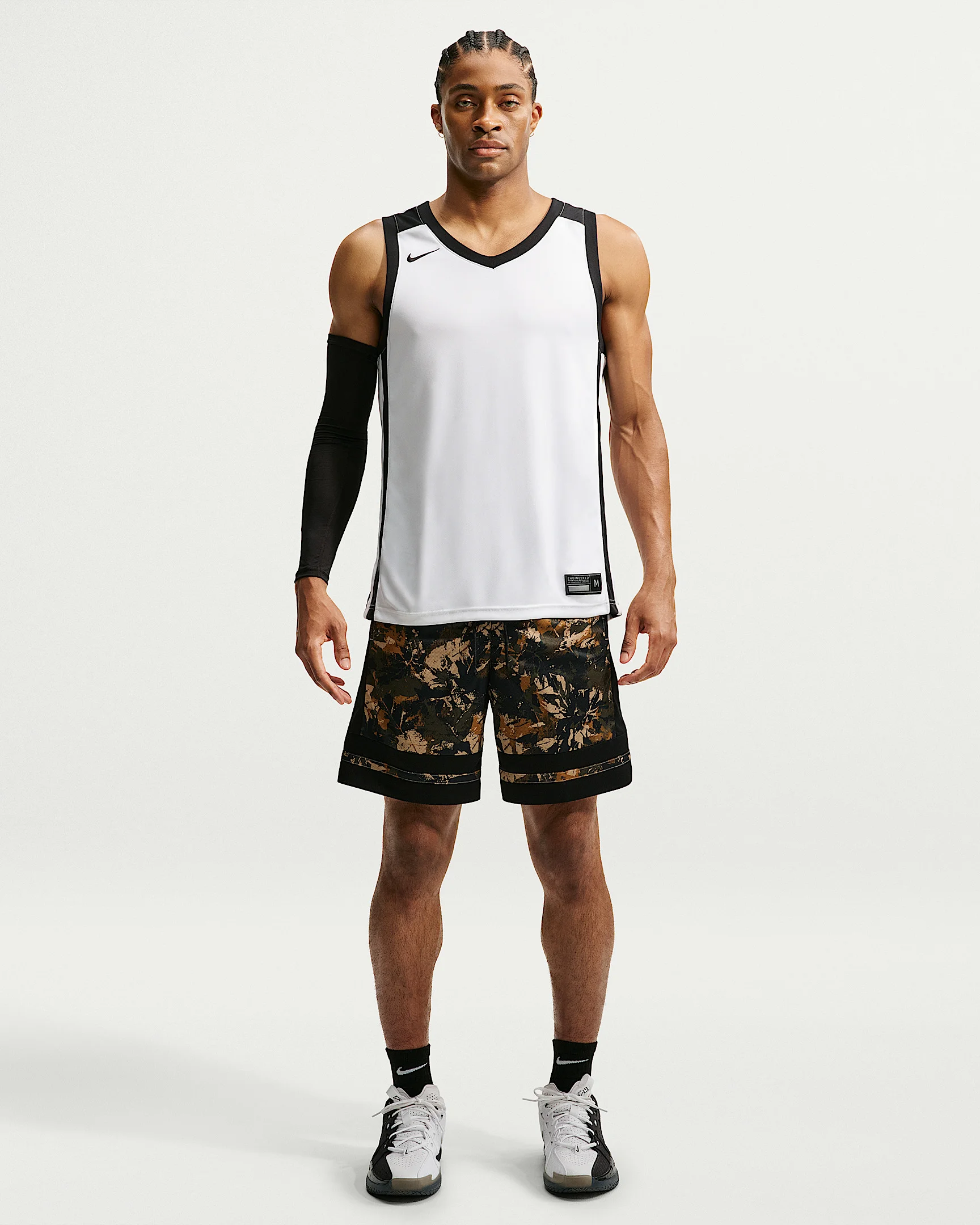 Nike Classic Men's Dri-FIT 8" Basketball Shorts - 1