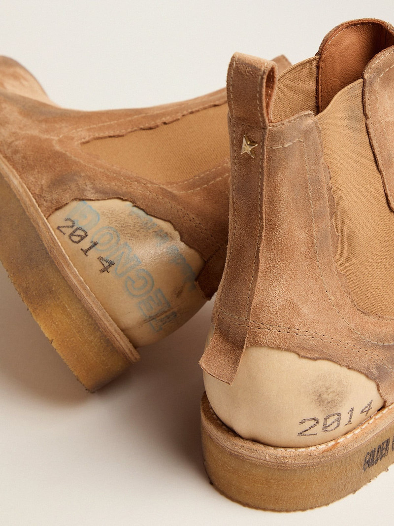 John Chelsea boots in caramel-colored suede 4