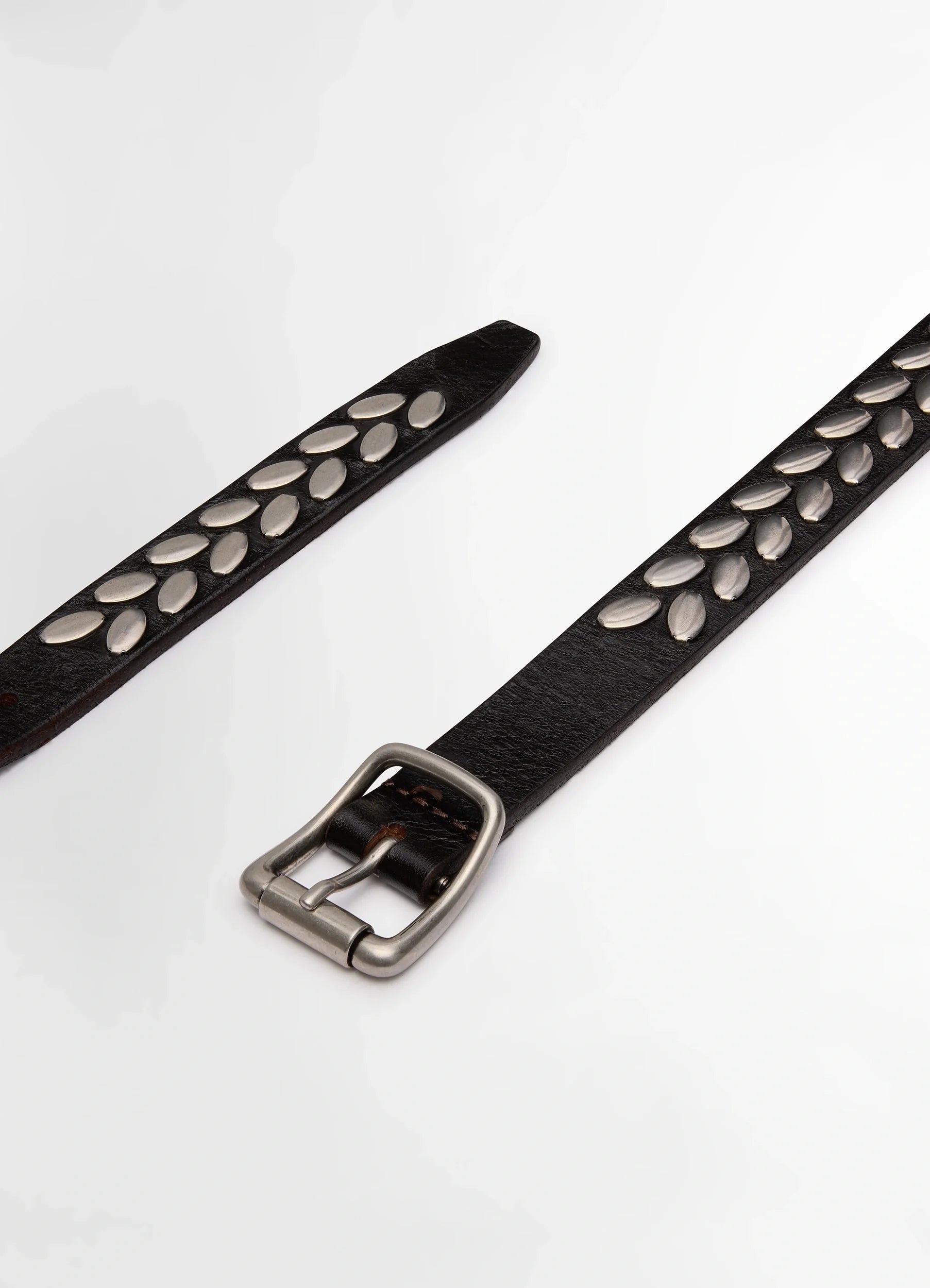 ALMOND STUD BELT 20 - 4