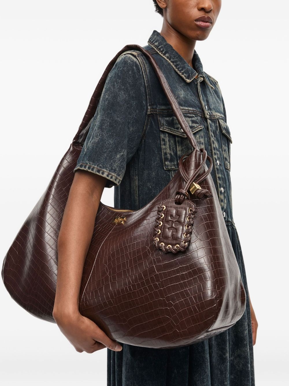 crocodile-embossed shoulder bag - 6
