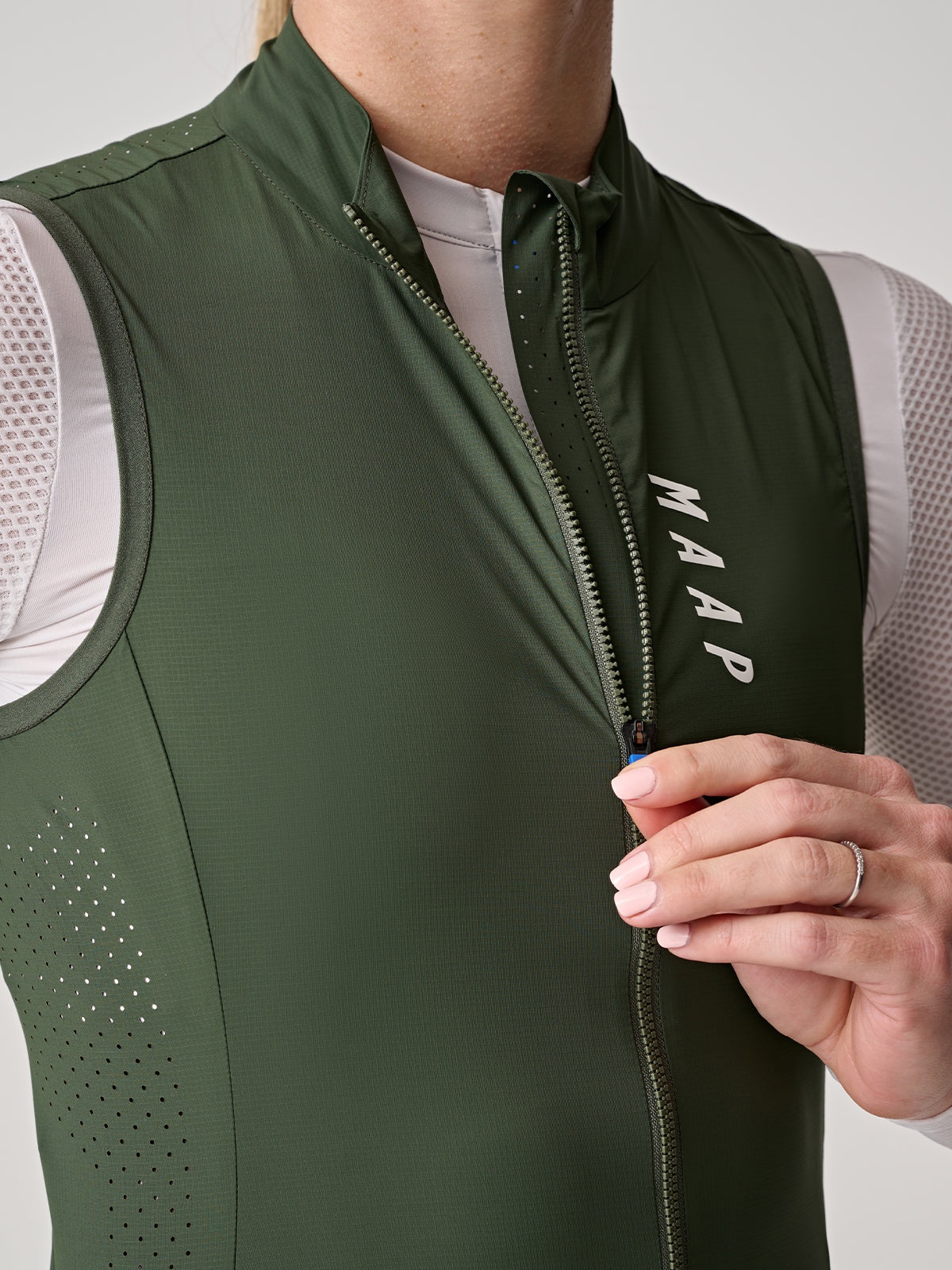 Women's Draft Team Vest - 6