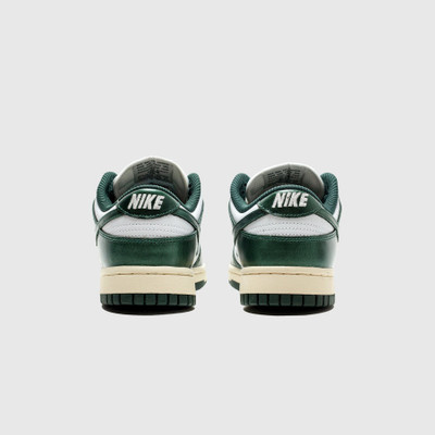 Nike WMNS DUNK LOW PRM "PRO GREEN" outlook