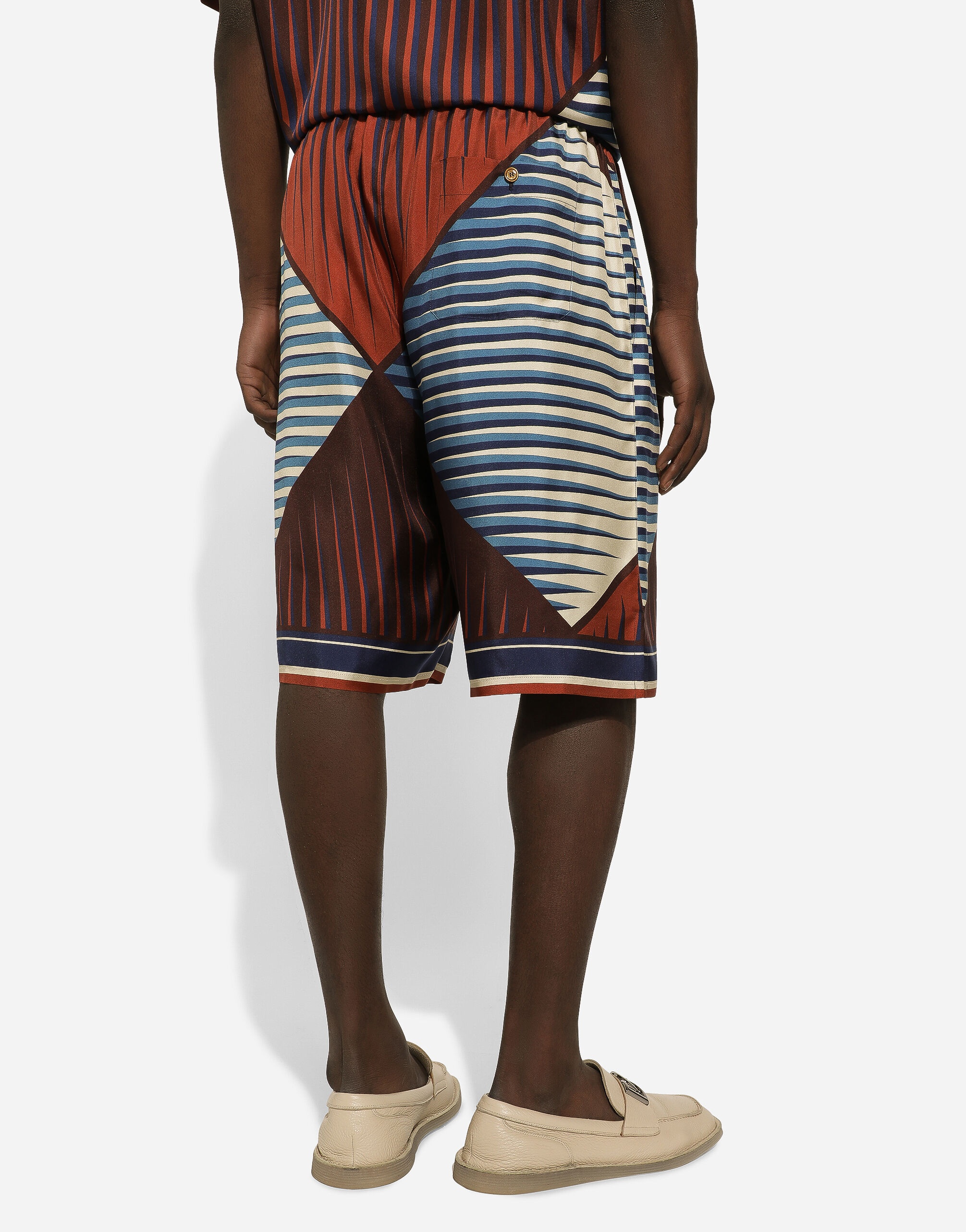 Printed silk jogging shorts - 4