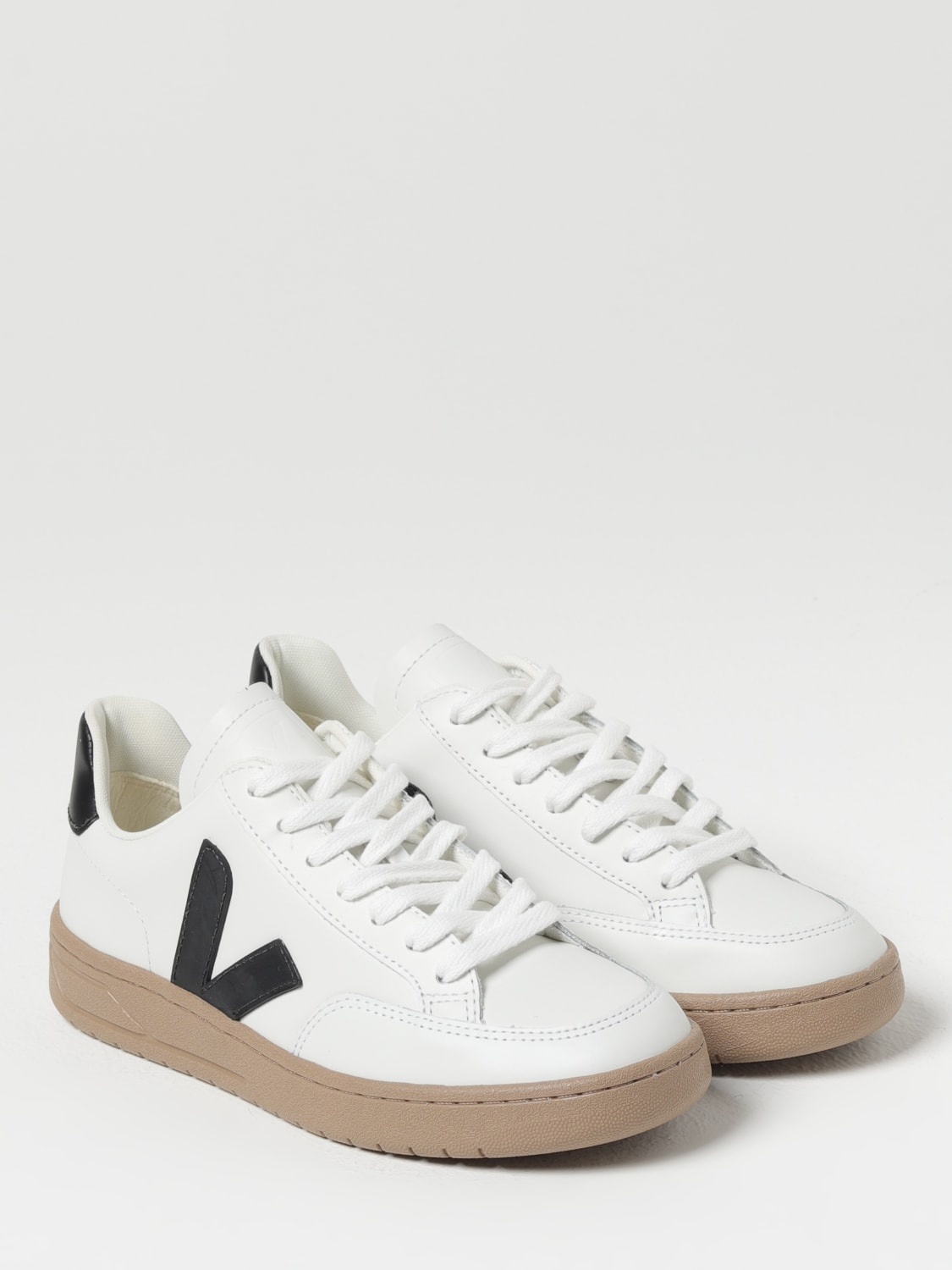 Sneakers woman Veja - 2