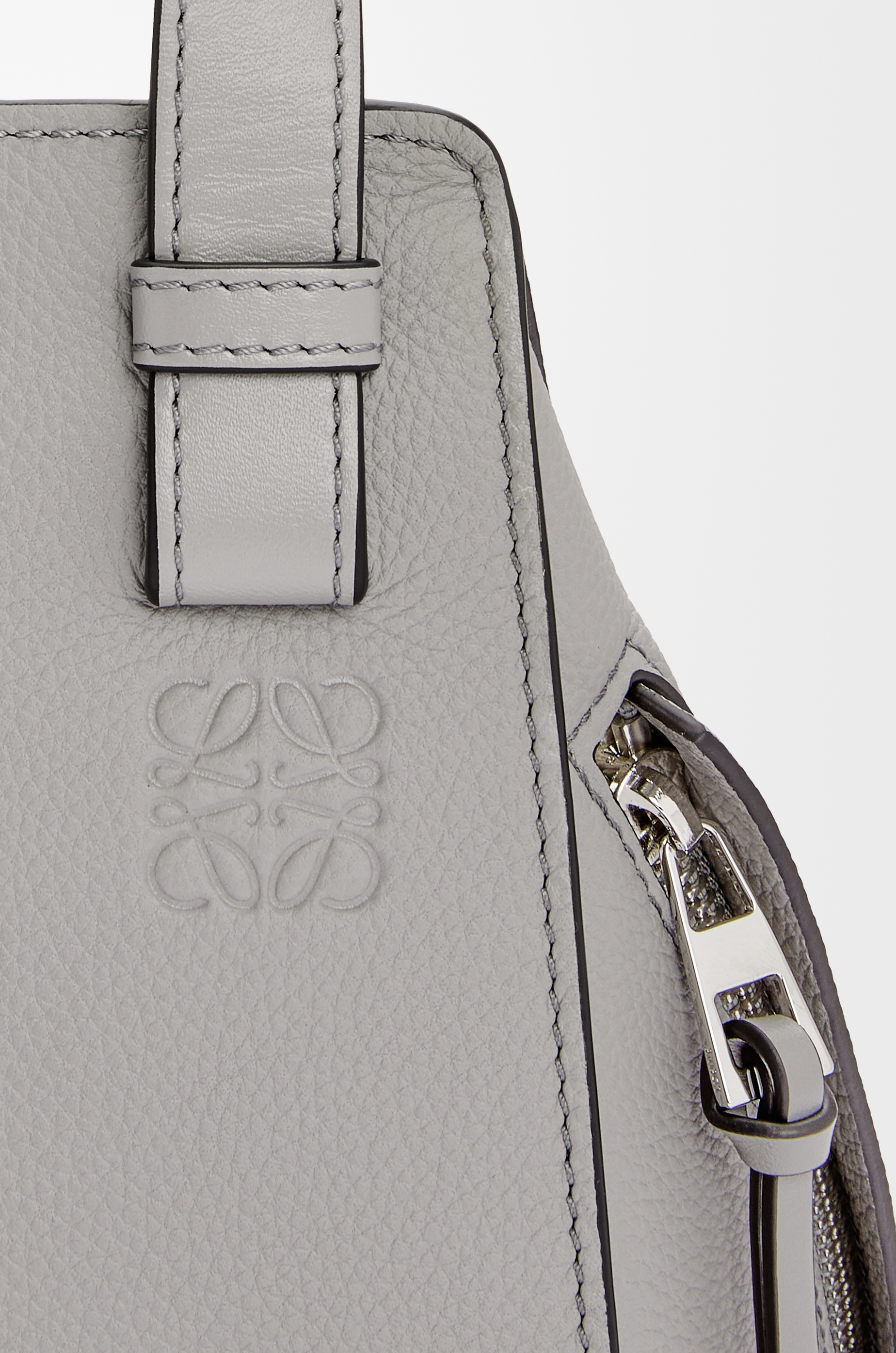 Compact Hammock bag in soft grained calfskin - 7