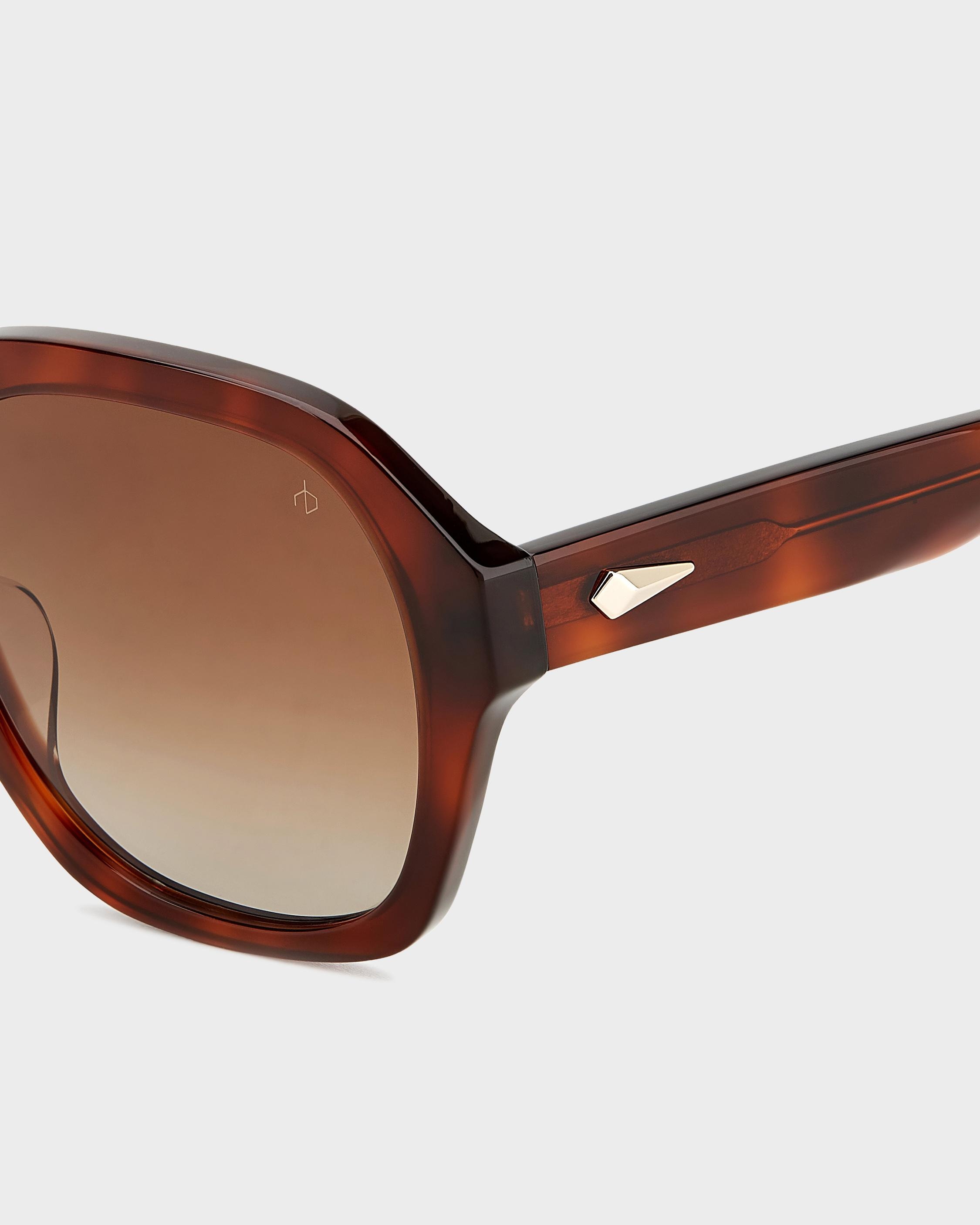 Elly
Butterfly Sunglasses - 3