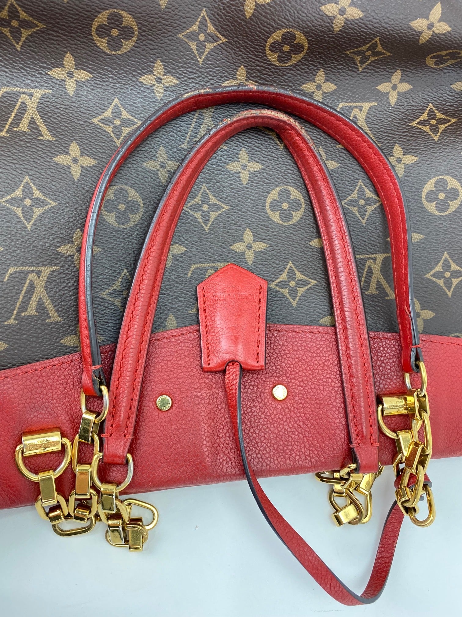 Louis Vuitton Monogram Canvas Red Leather Pallas Shopper Hand Tote Bag  Preowned ref.674158 - Joli Closet
