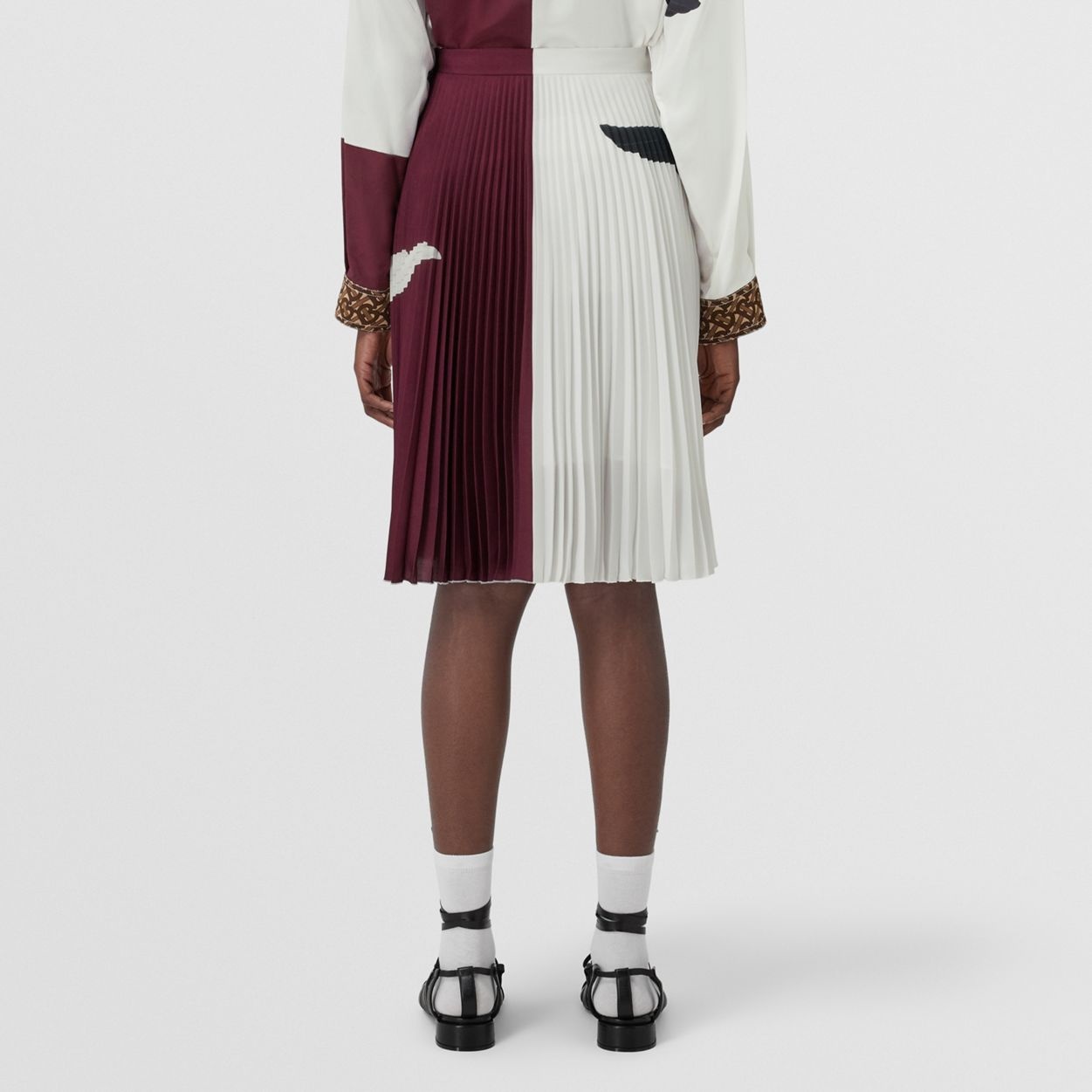 Swan Graphic Pleated Skirt - 4