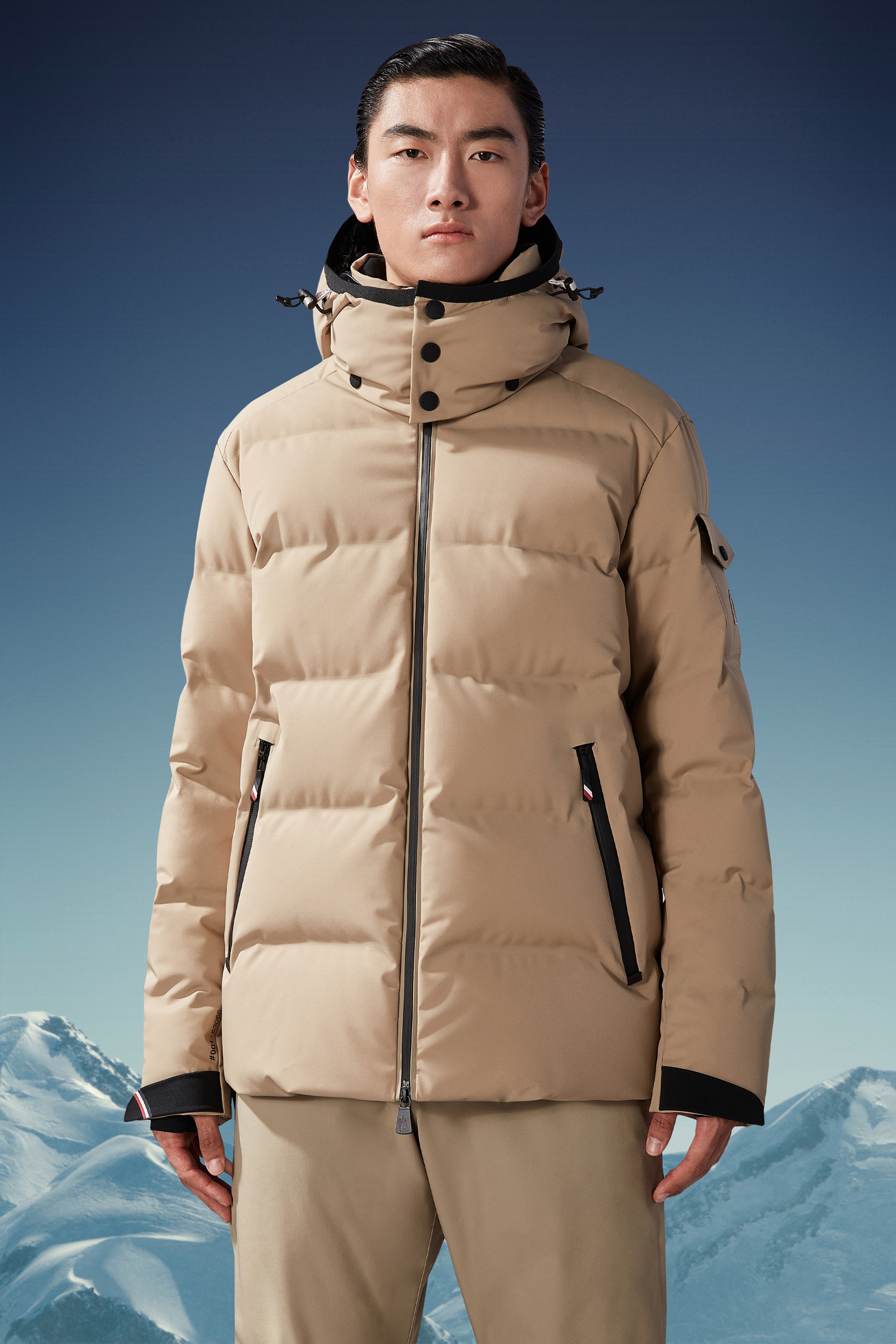 Montgetech Short Down Jacket - 3