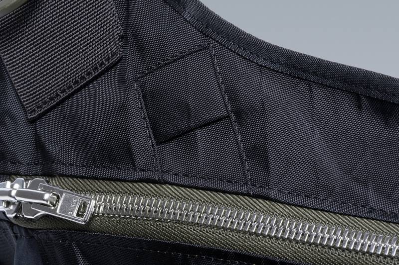 3A-1-LEFT Left Hand Interops Einsatztasche Black 13