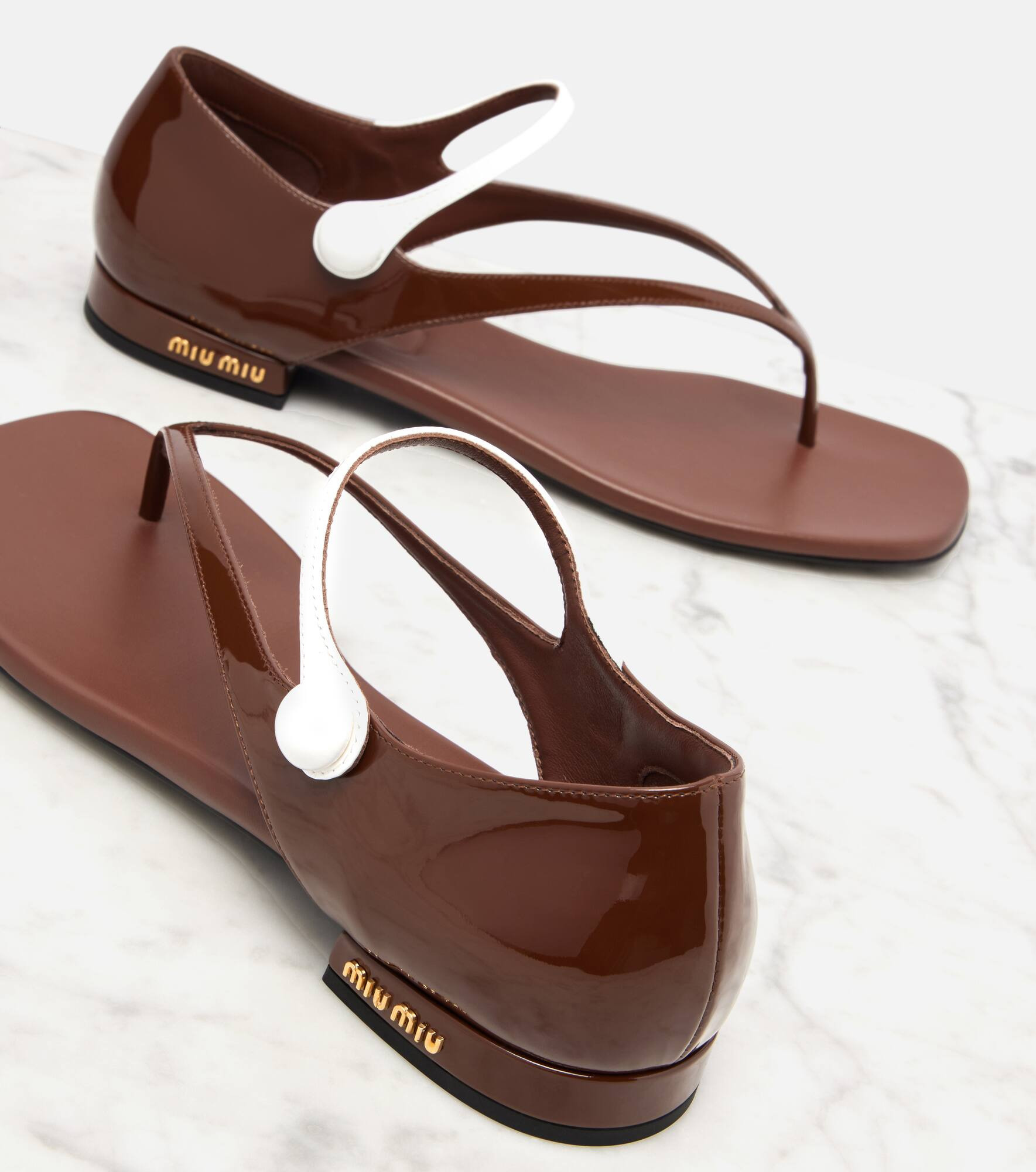 Leather thong sandals - 5