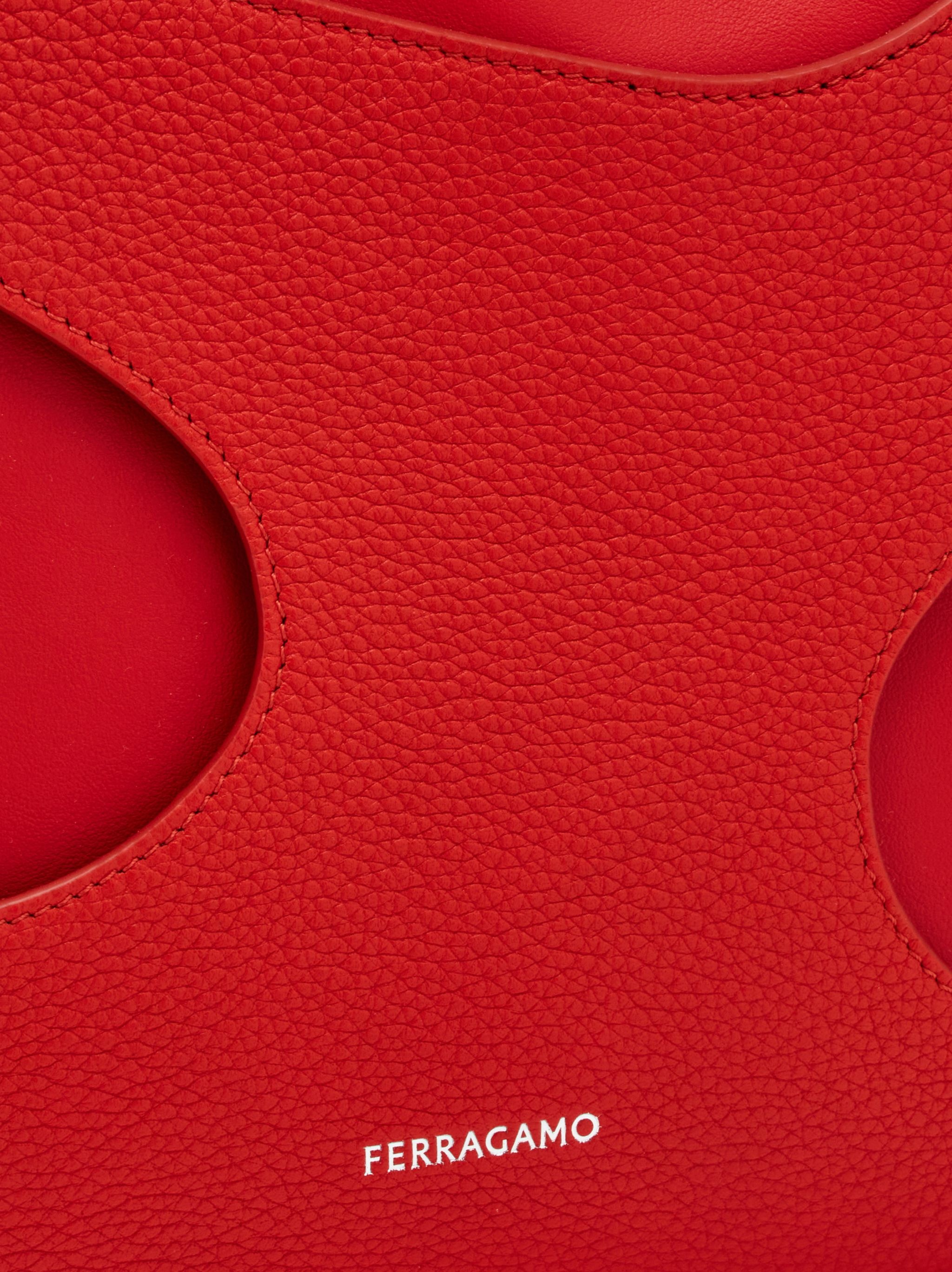 Shoulder bag with cut-out detailing (M) - 6