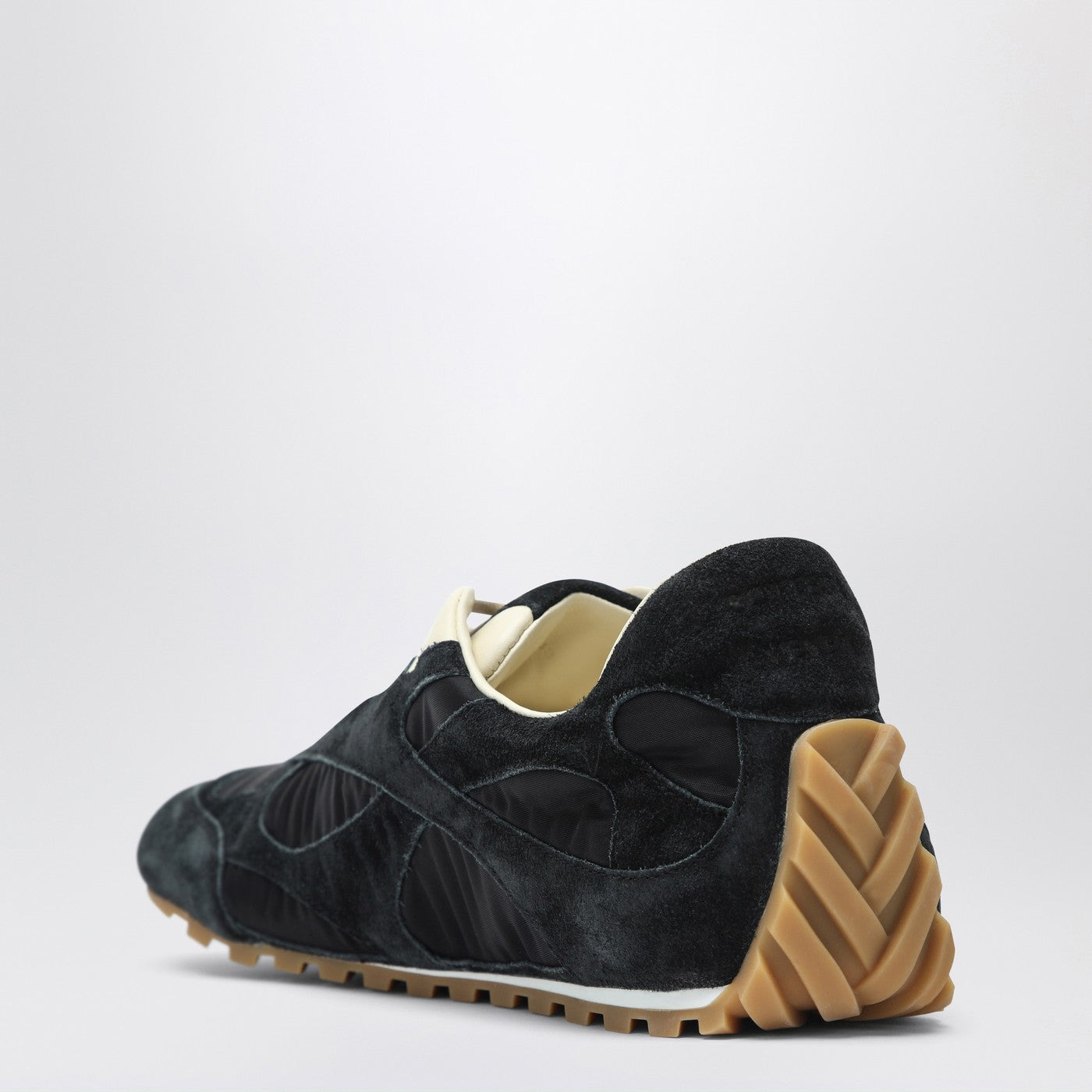 Bottega Veneta Men Orbit Flash Sneaker Black In Suede - 4
